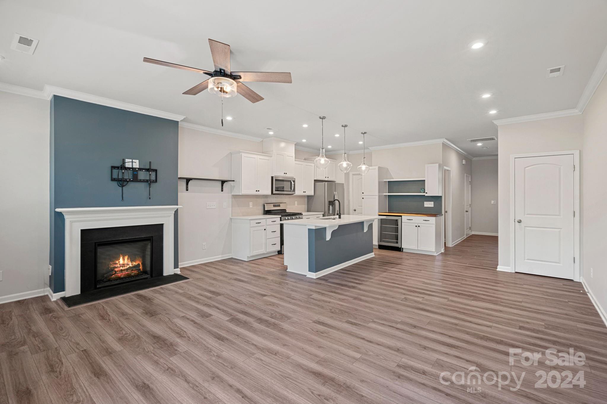 17025 Carolina Hickory Drive