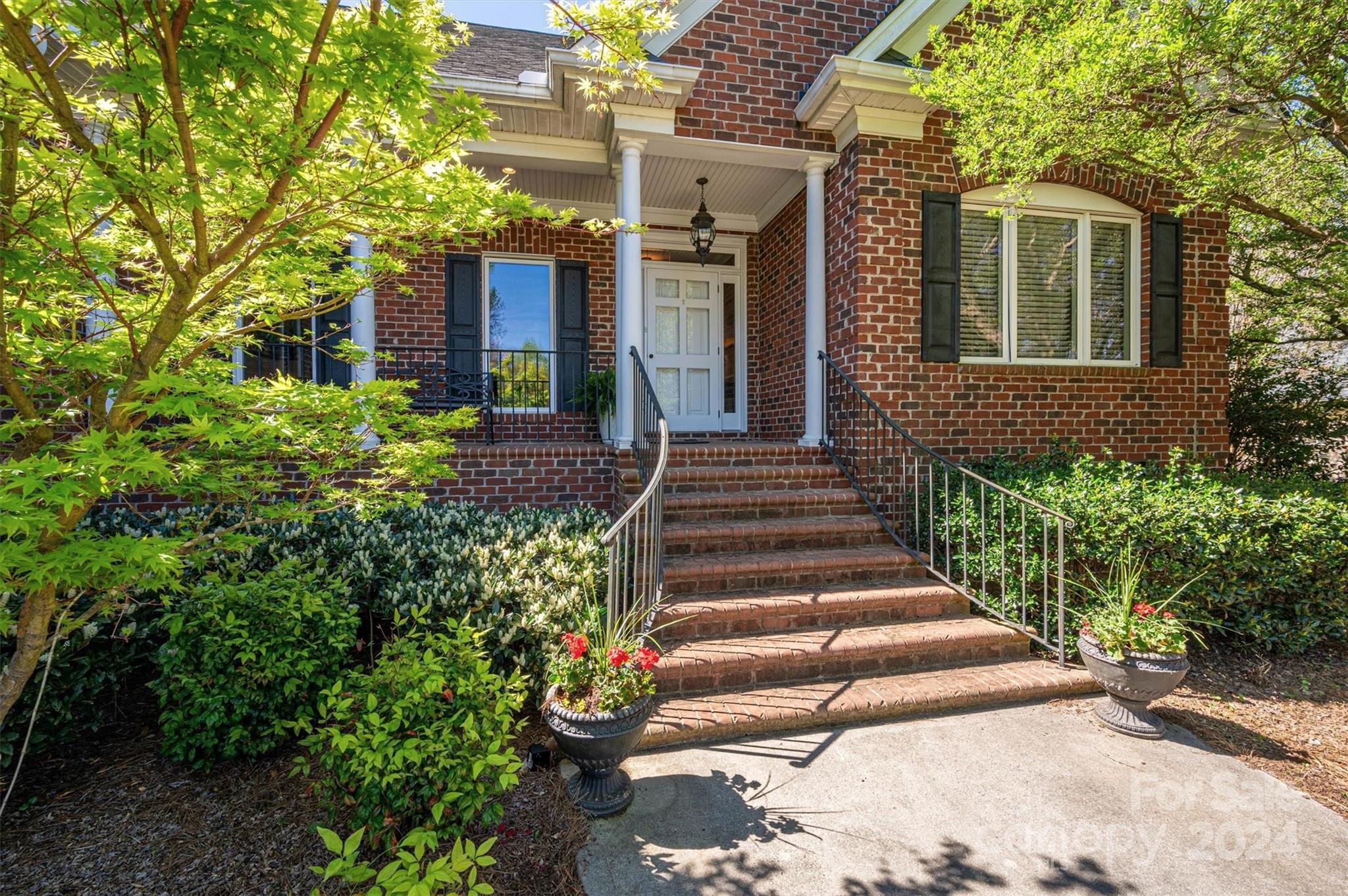 124 Hidden Pastures Drive