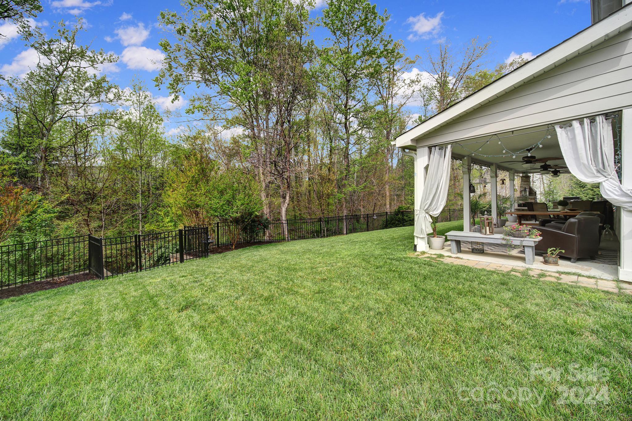 7116 Dove Field Lane