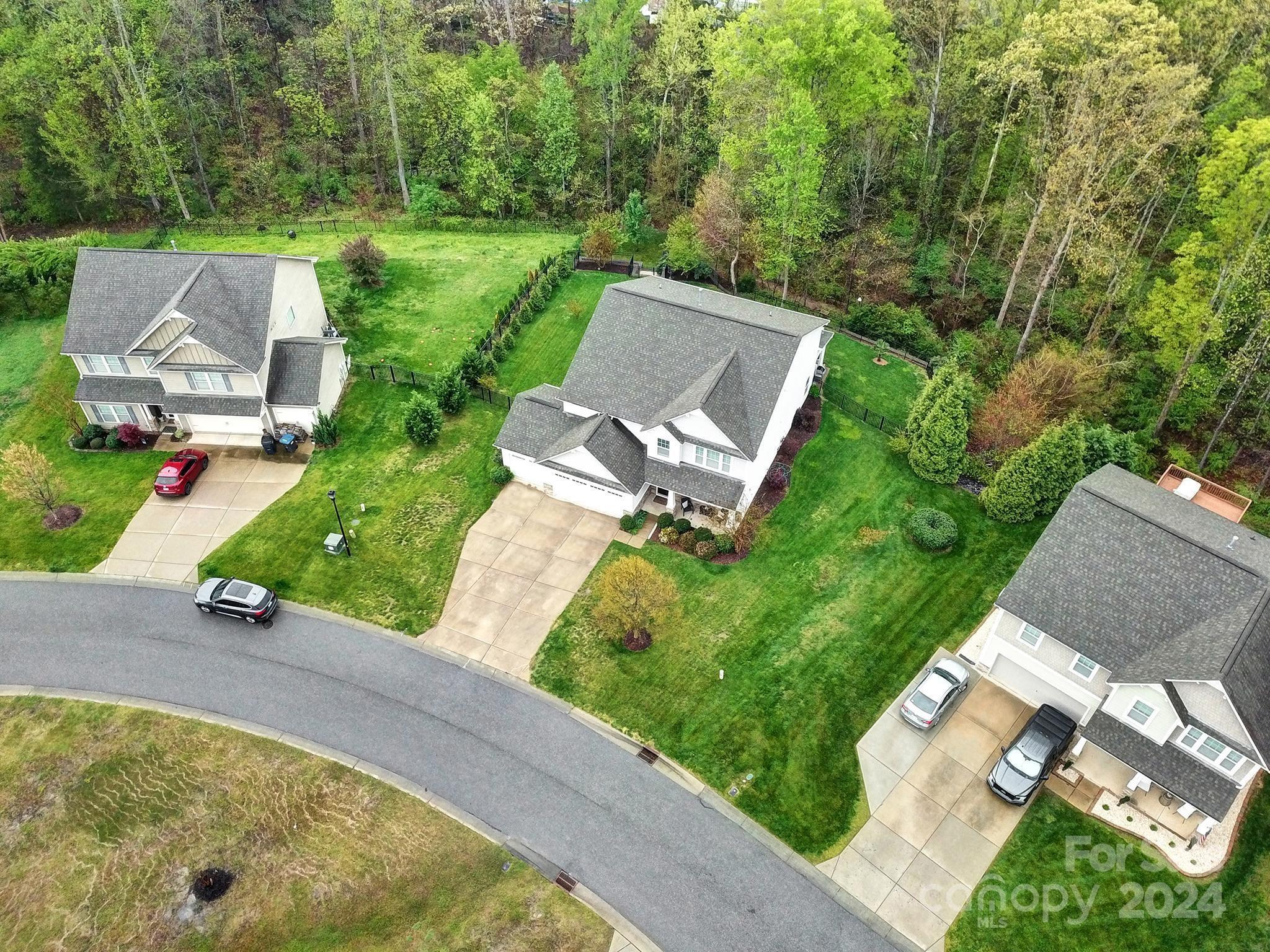 7116 Dove Field Lane