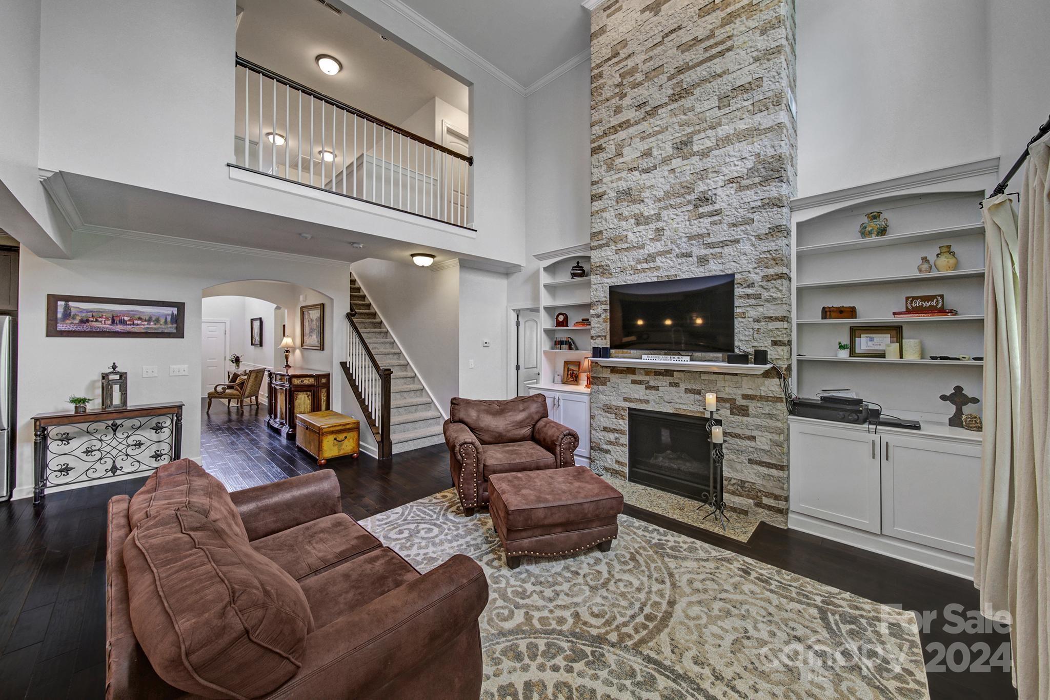 7116 Dove Field Lane