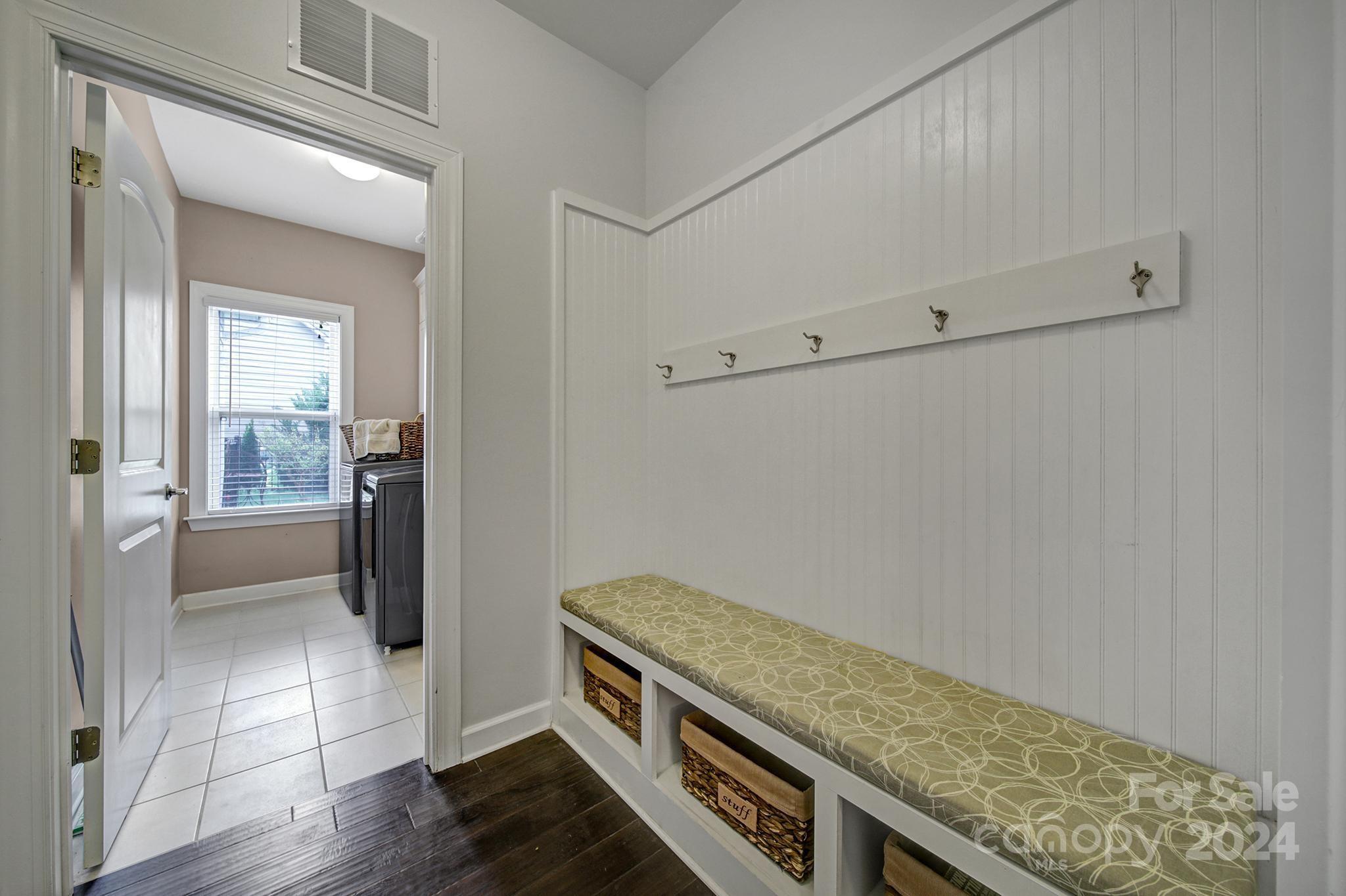 7116 Dove Field Lane