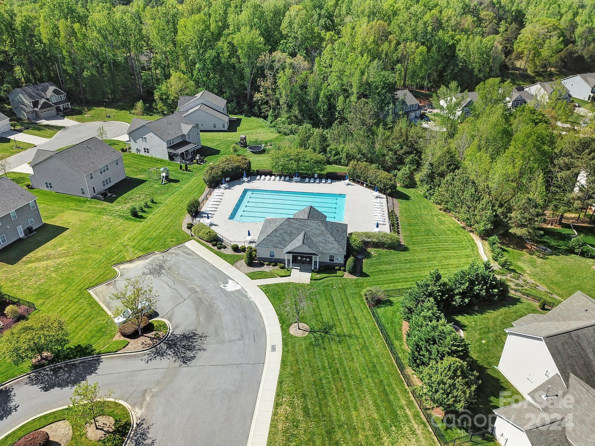7116 Dove Field Lane