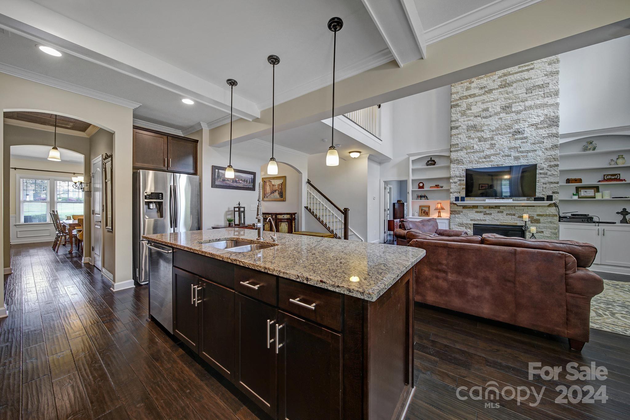 7116 Dove Field Lane