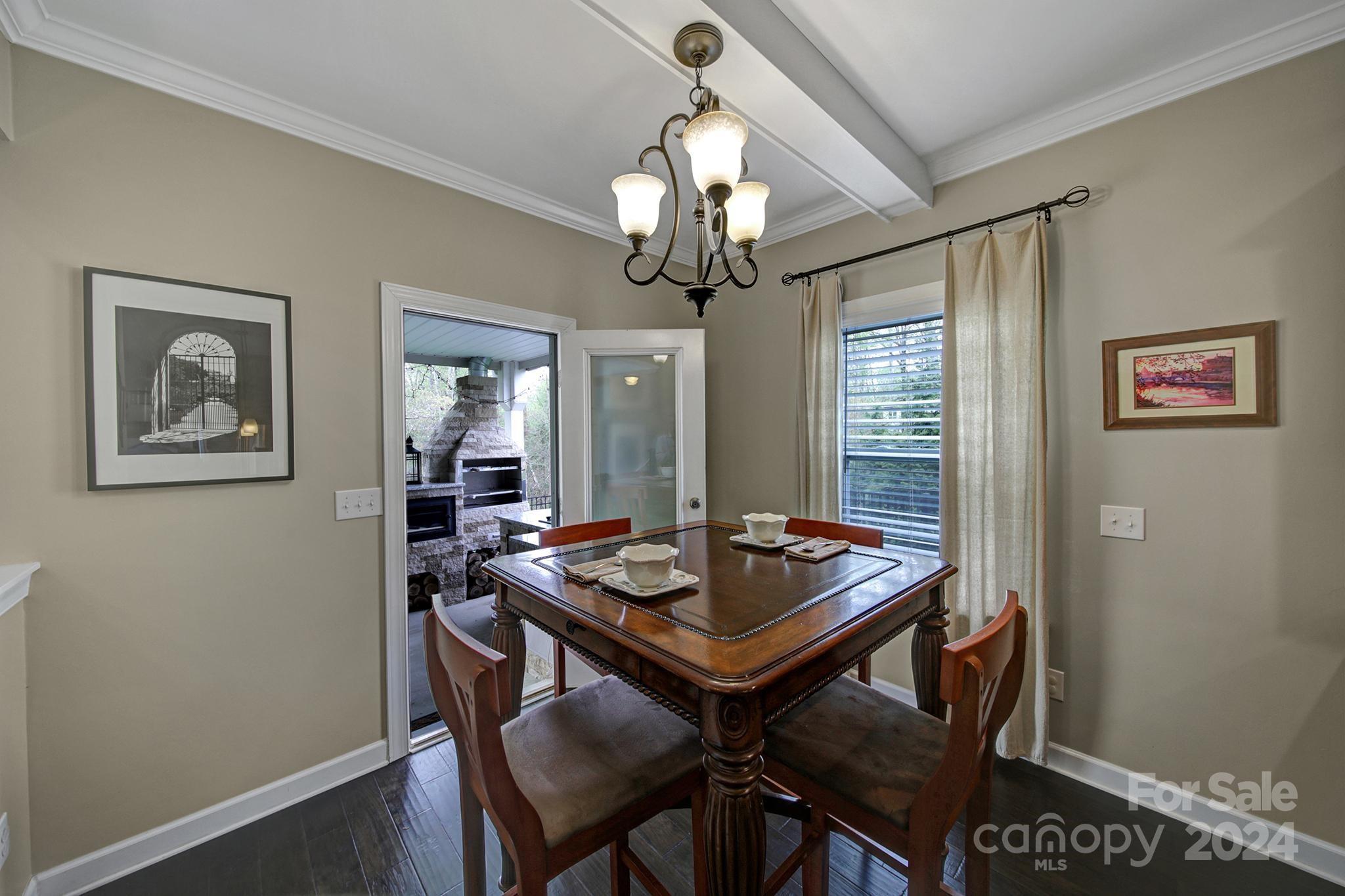 7116 Dove Field Lane