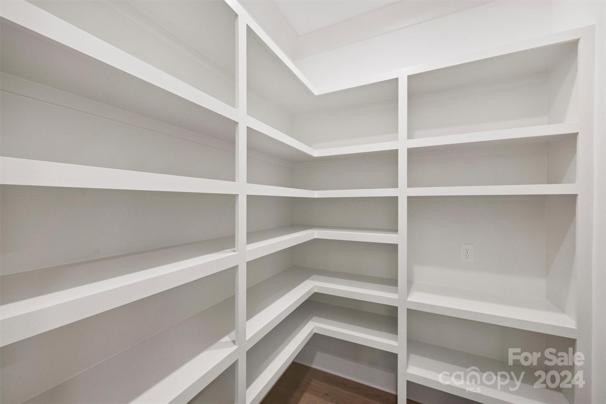 953 Poindexter Drive