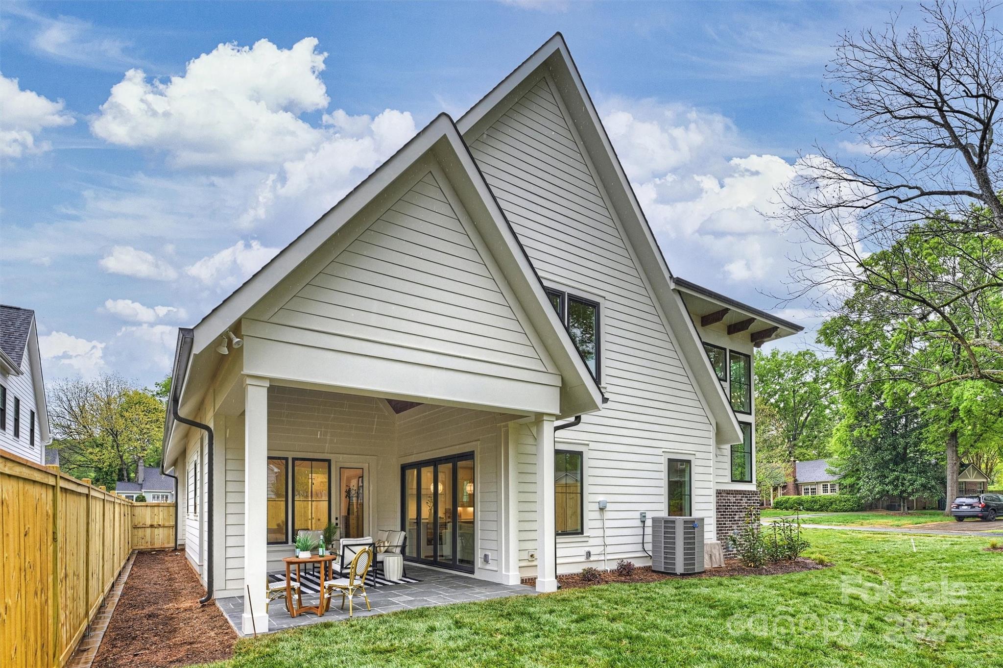 953 Poindexter Drive