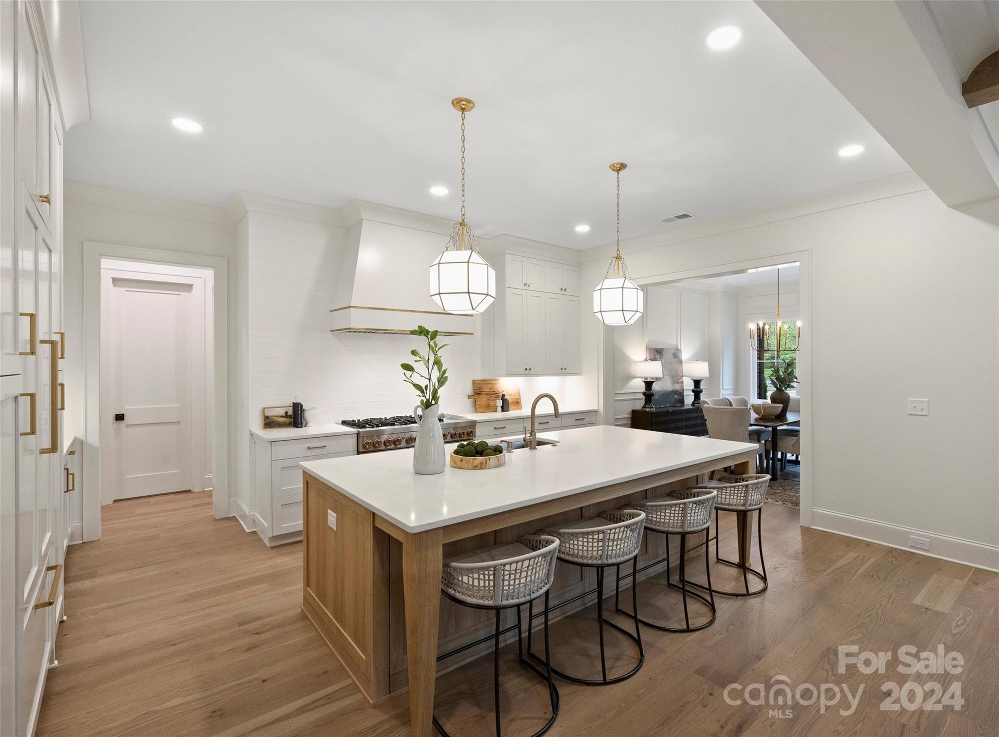 953 Poindexter Drive