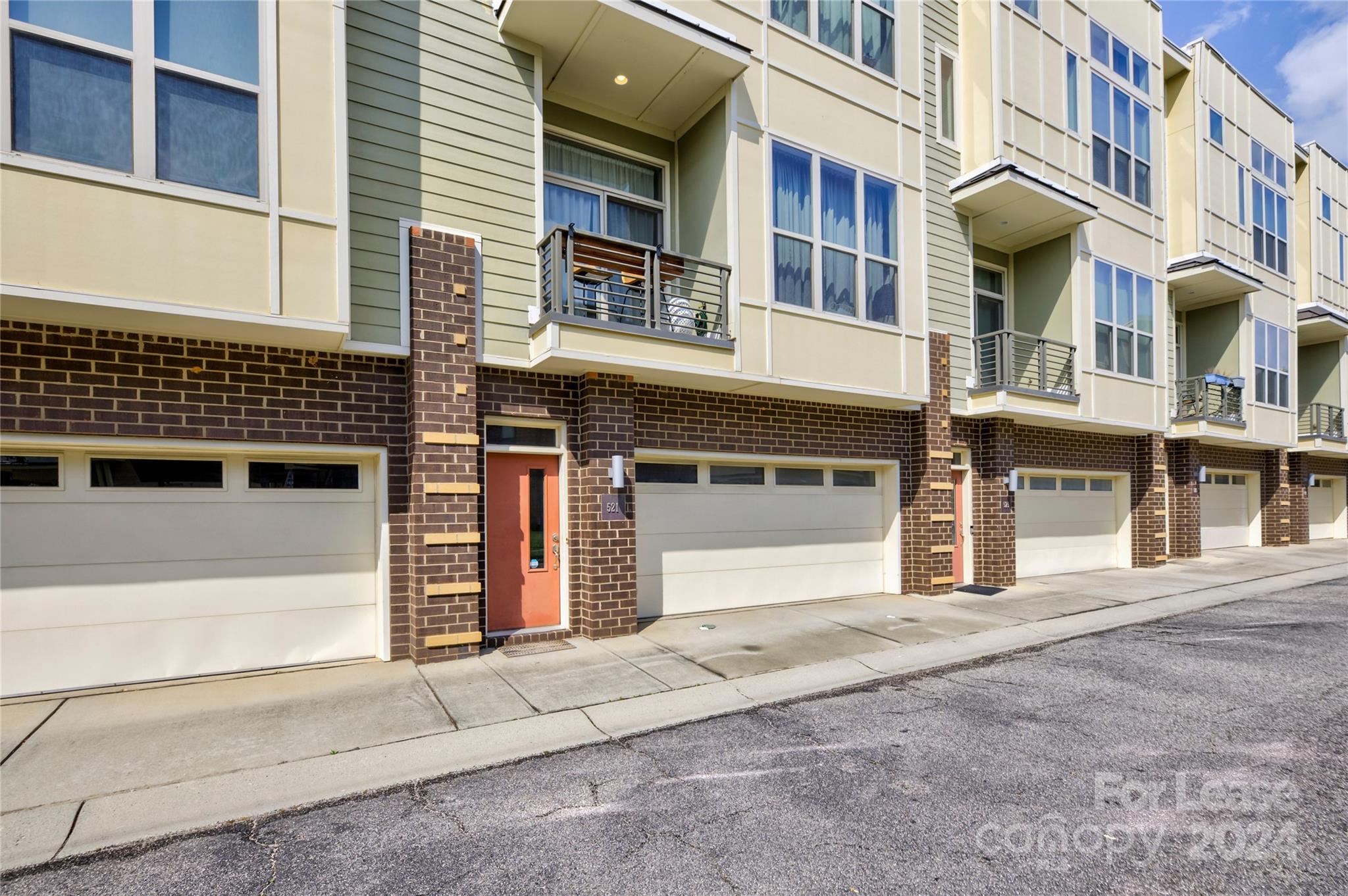 521 Steel Gardens Boulevard