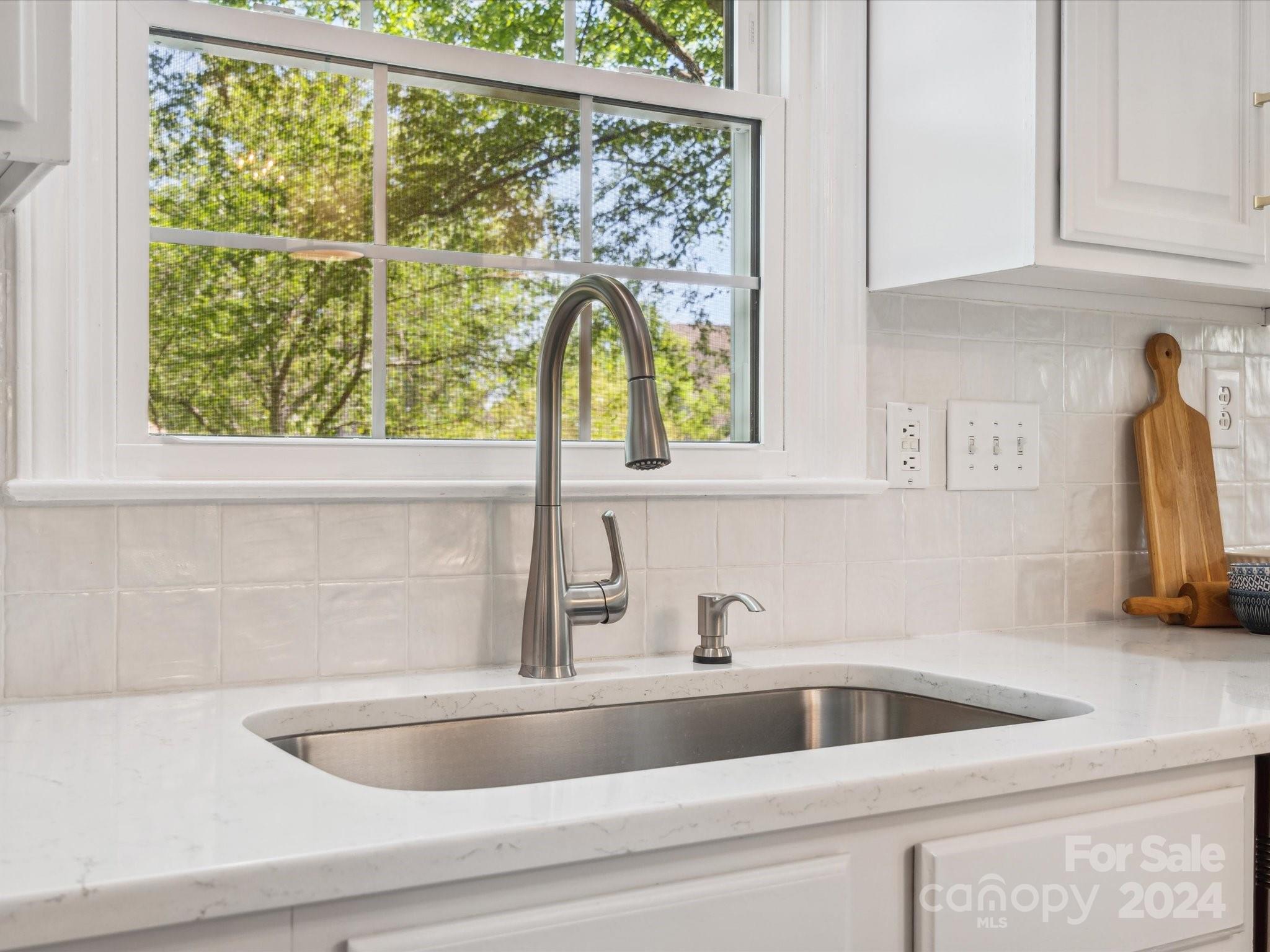 8501 Netherfield Court