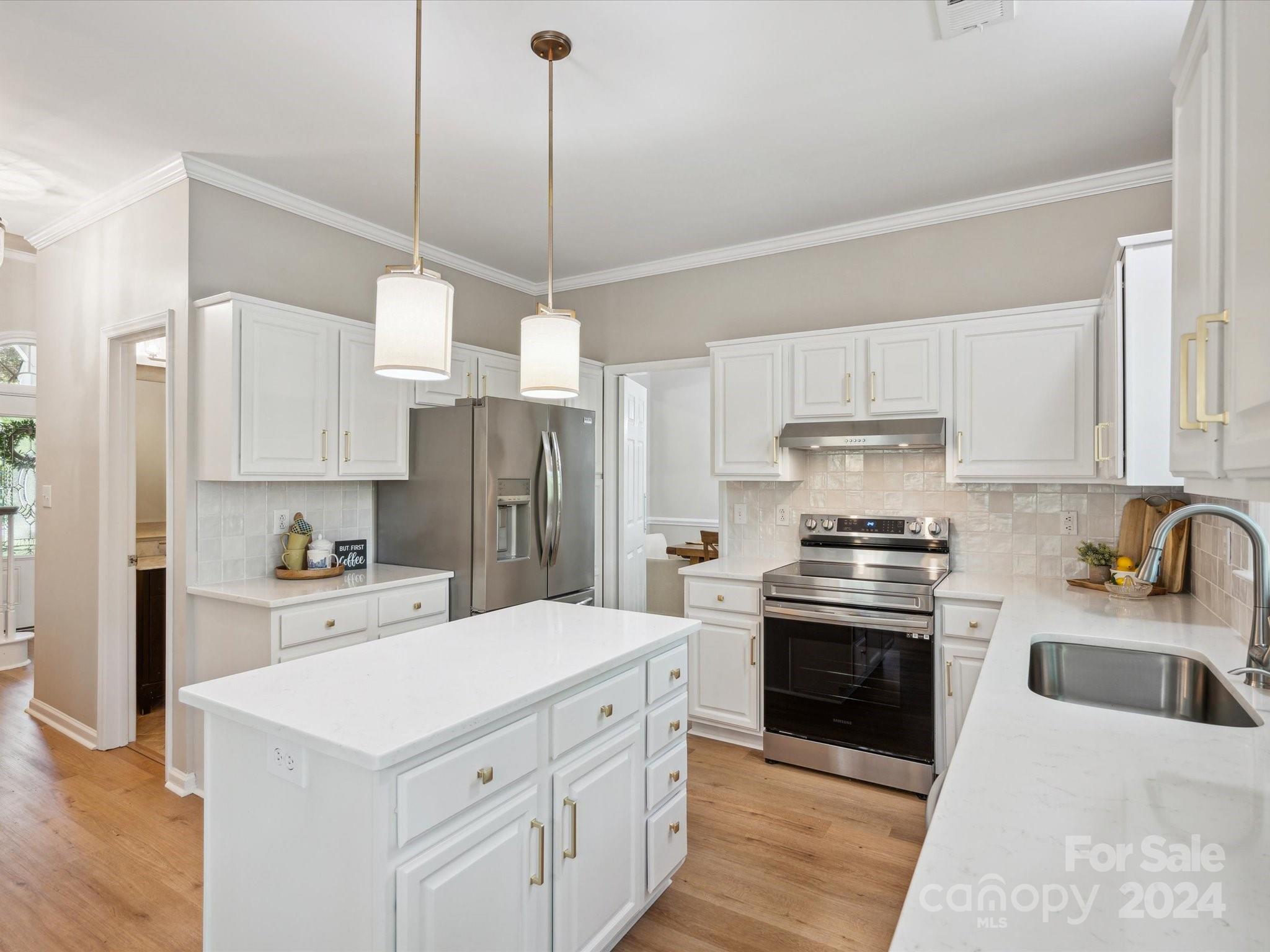 8501 Netherfield Court