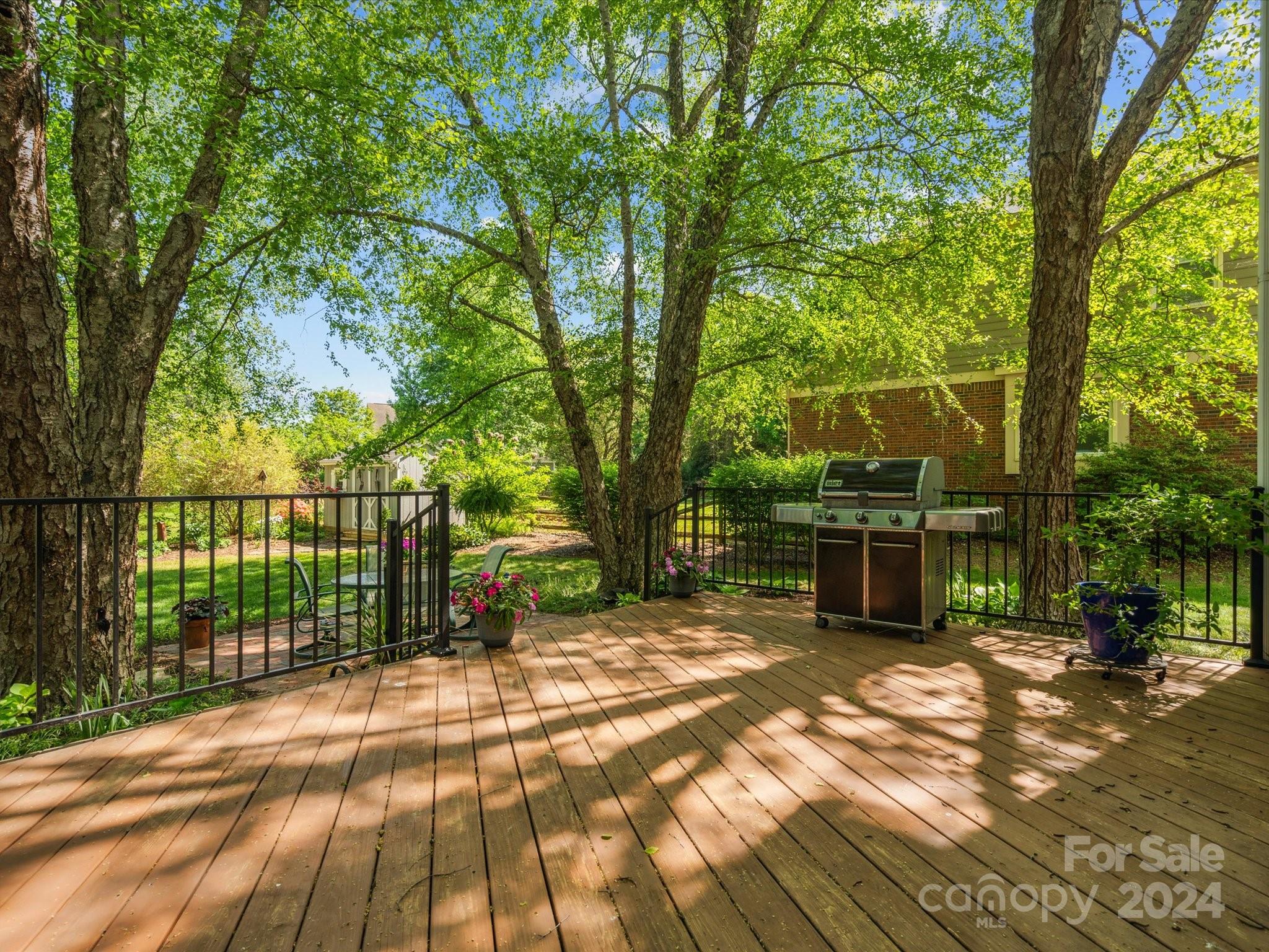 8501 Netherfield Court