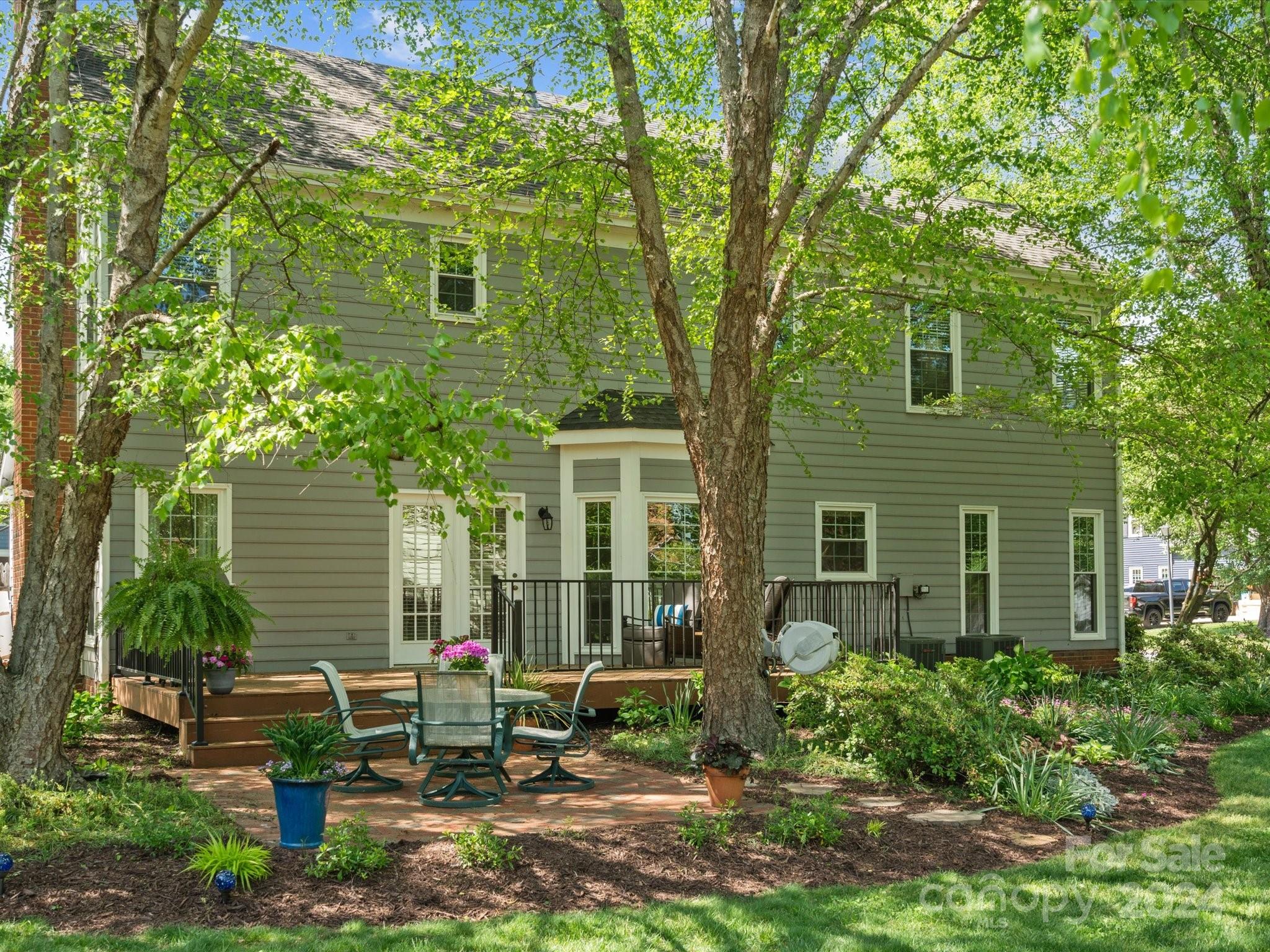 8501 Netherfield Court