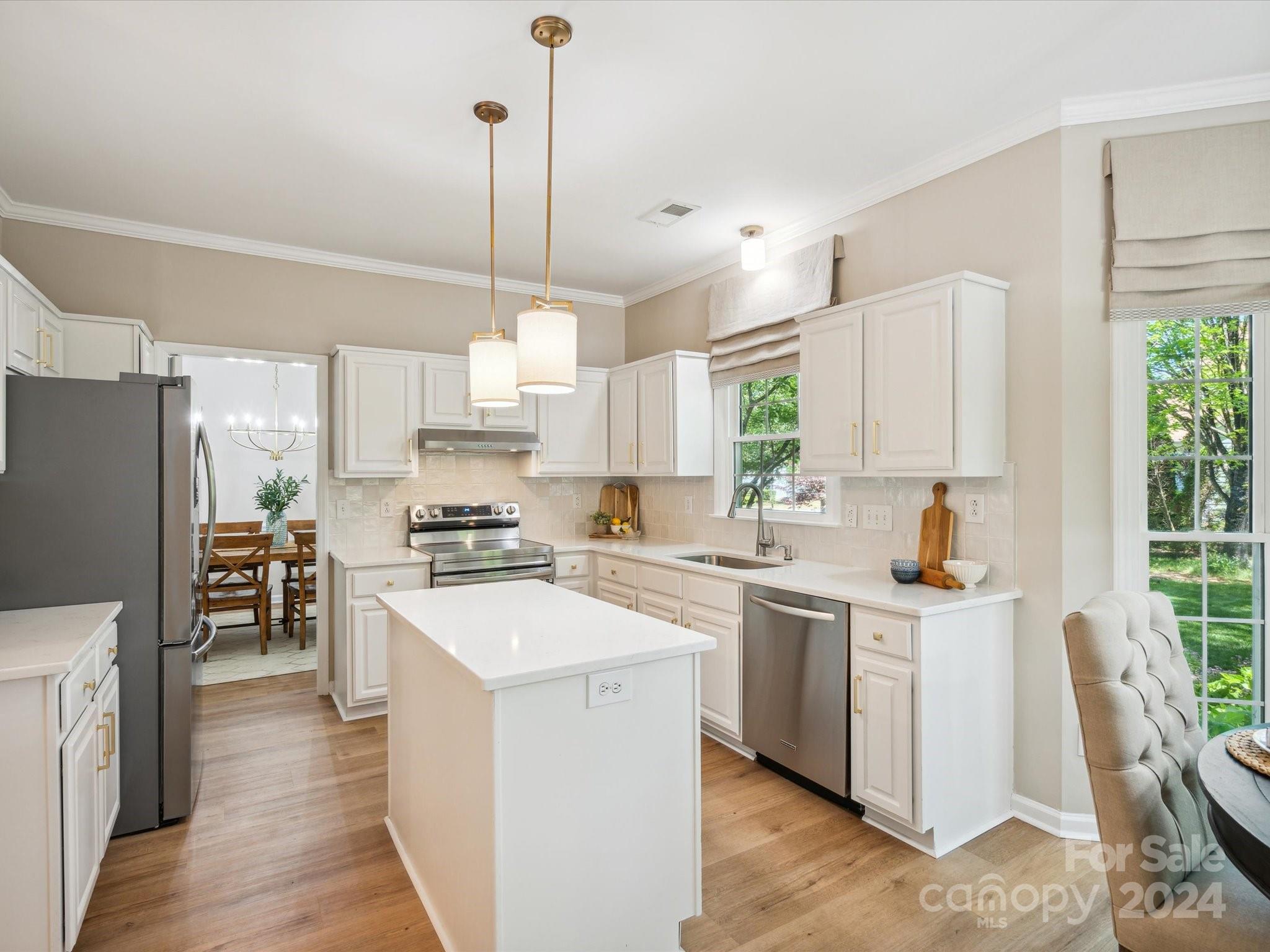 8501 Netherfield Court