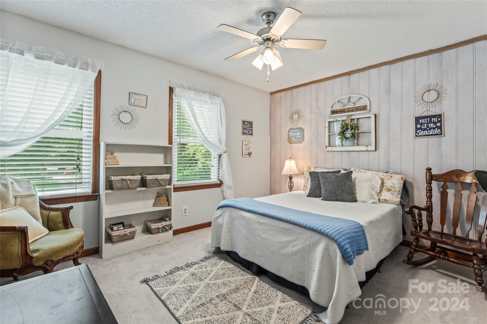 1047 Eagle Drive