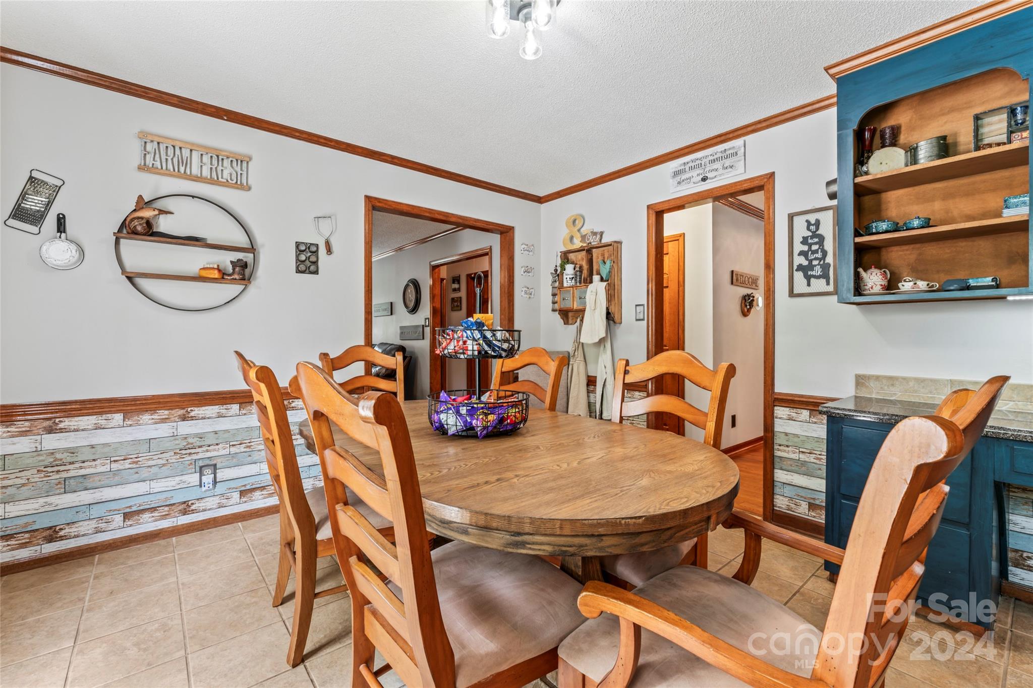 1047 Eagle Drive