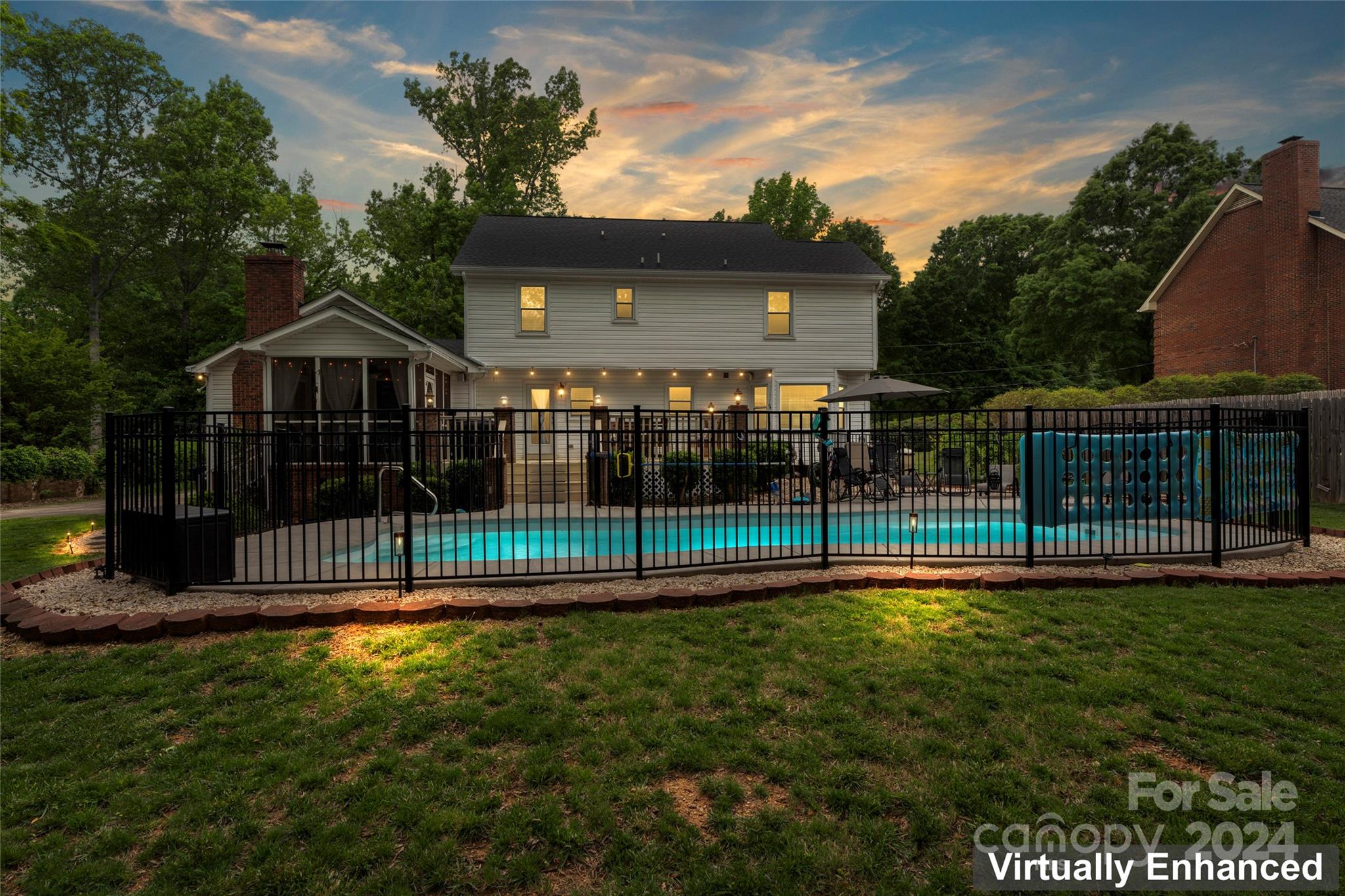 1047 Eagle Drive