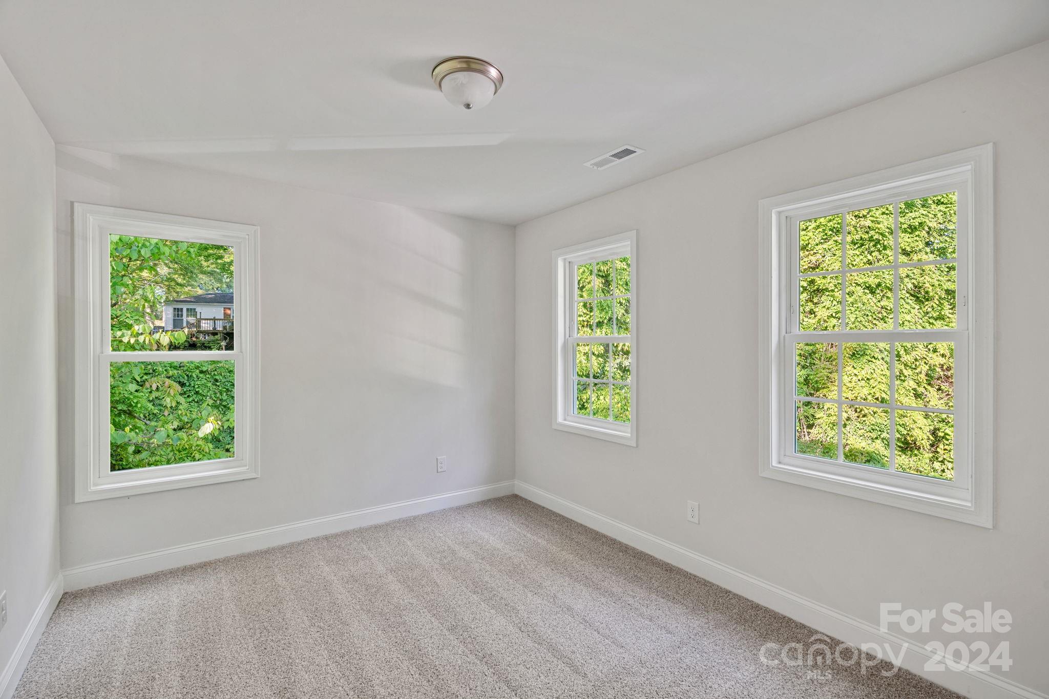 7618 East Lane Drive