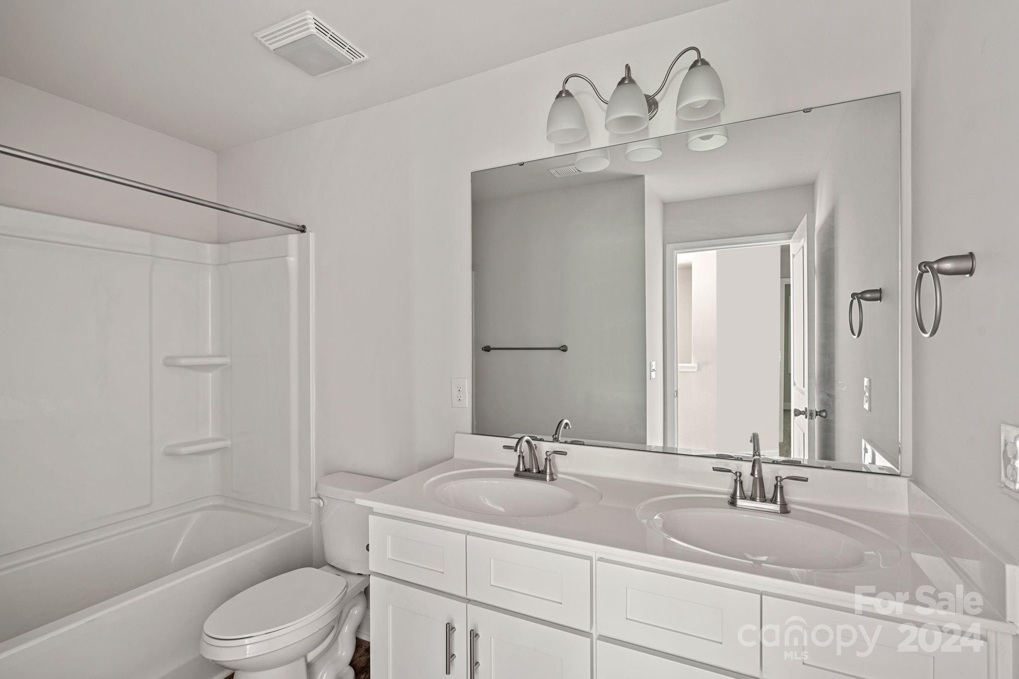 7618 East Lane Drive