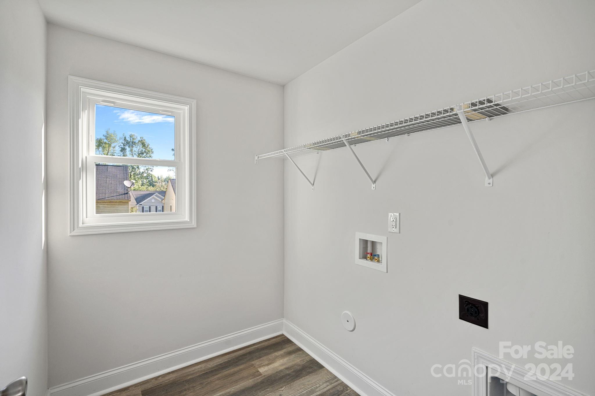 7618 East Lane Drive