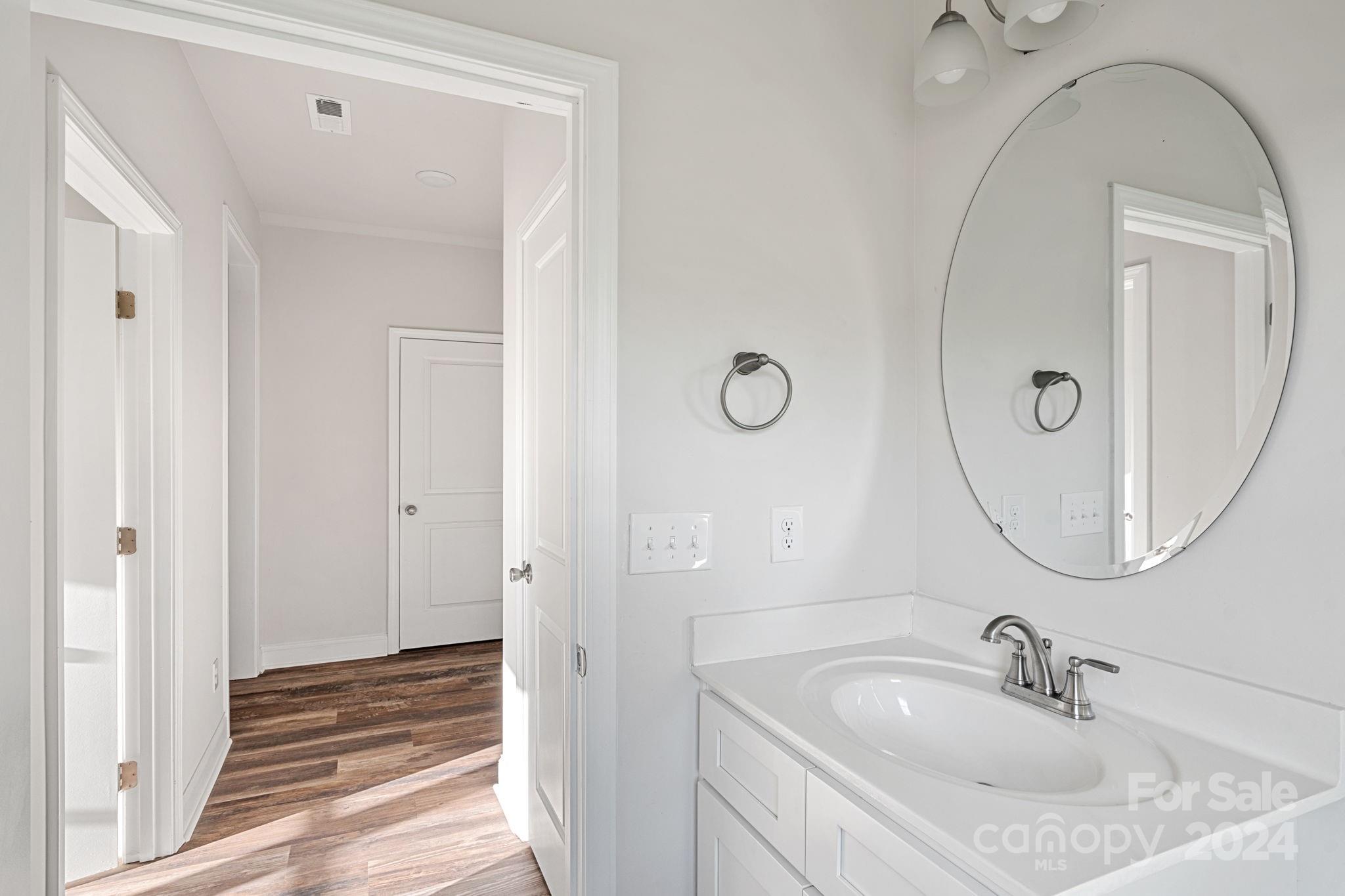 7618 East Lane Drive