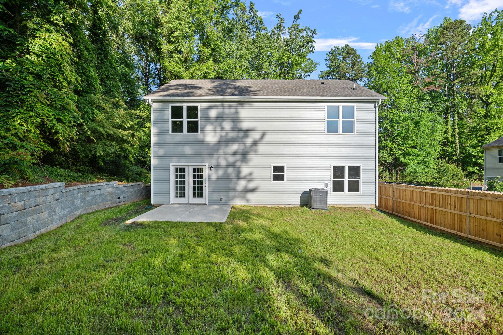 7618 East Lane Drive