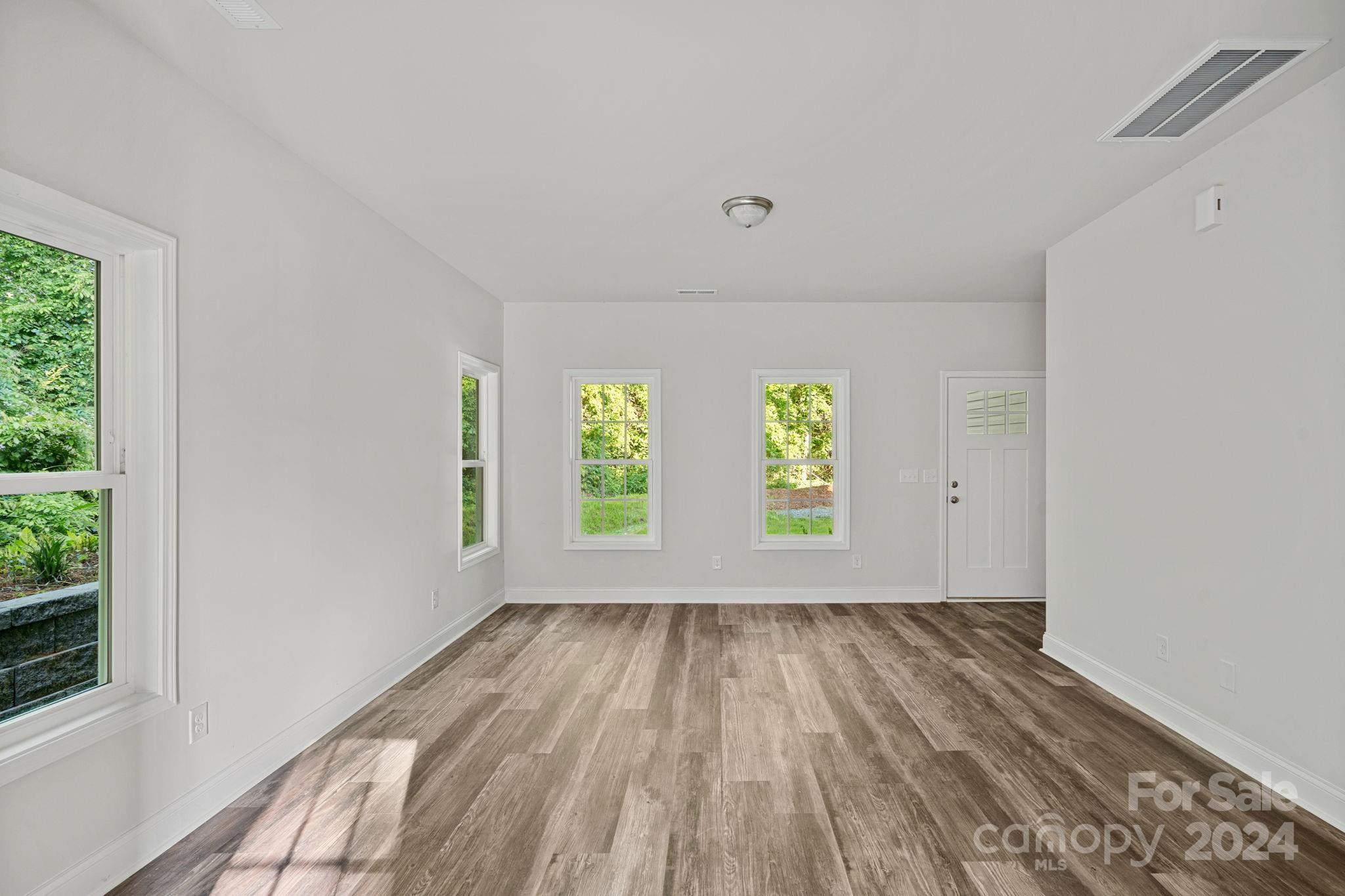 7618 East Lane Drive