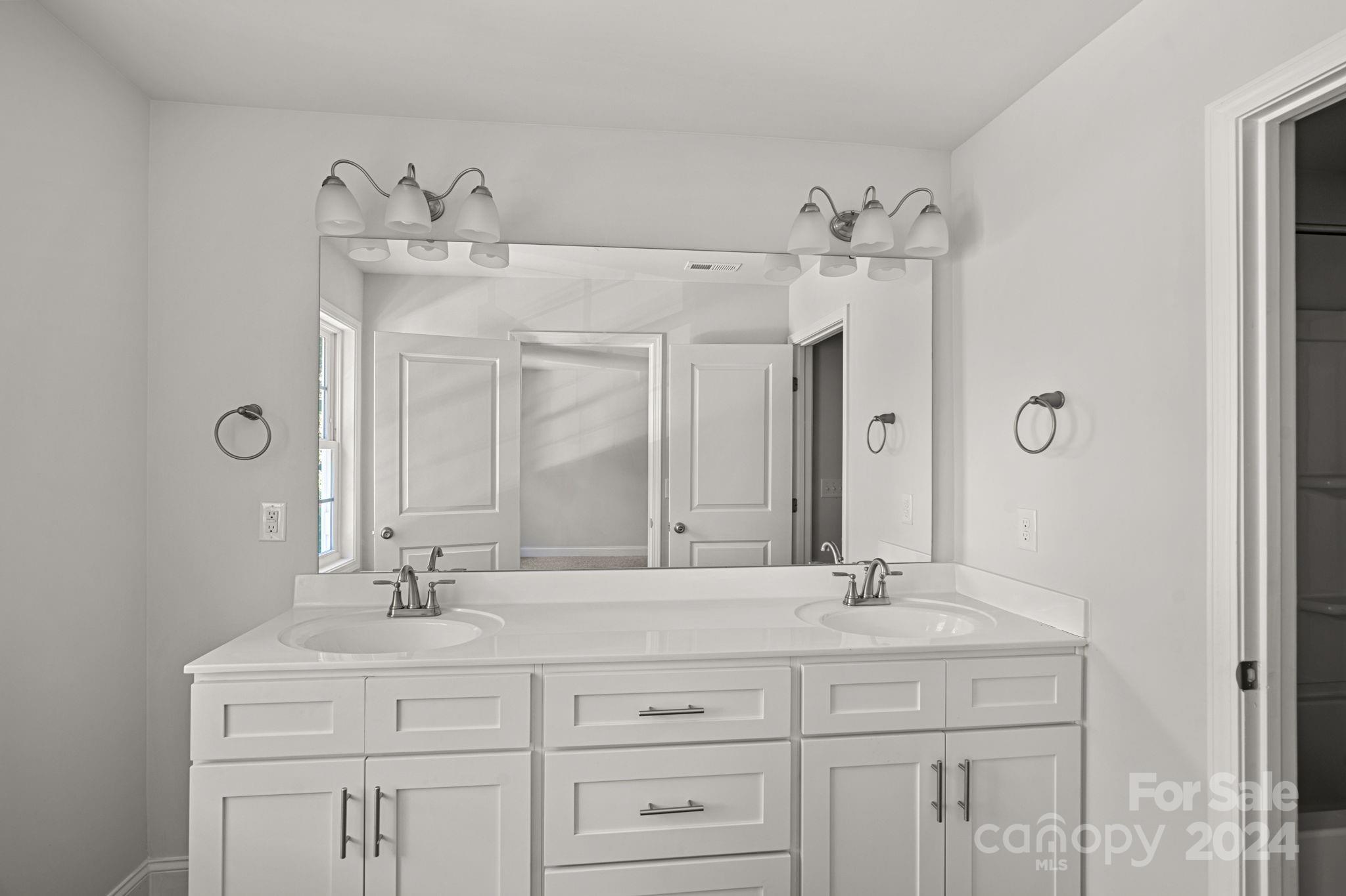 7618 East Lane Drive