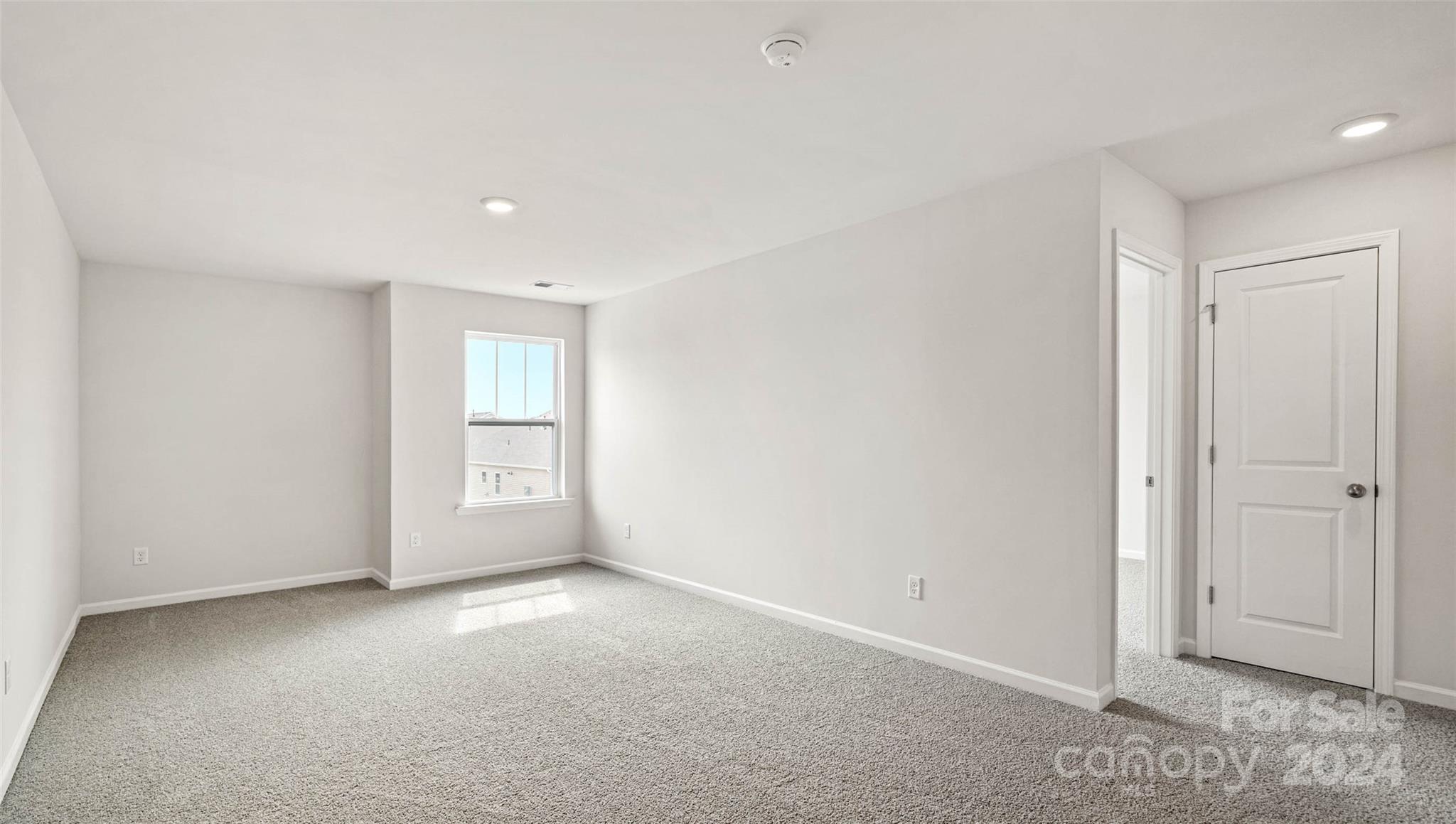 377 Court House Avenue