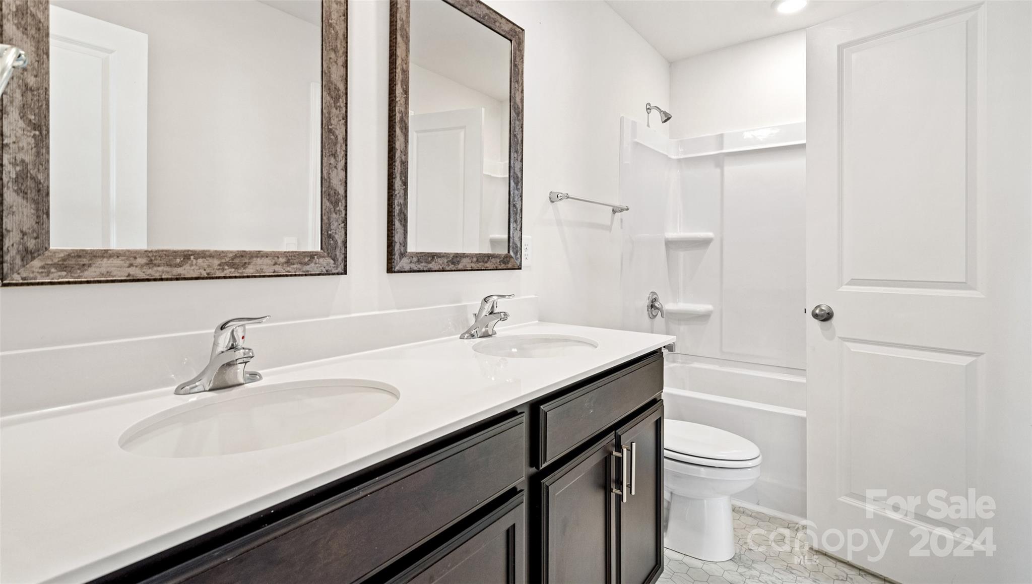 377 Court House Avenue