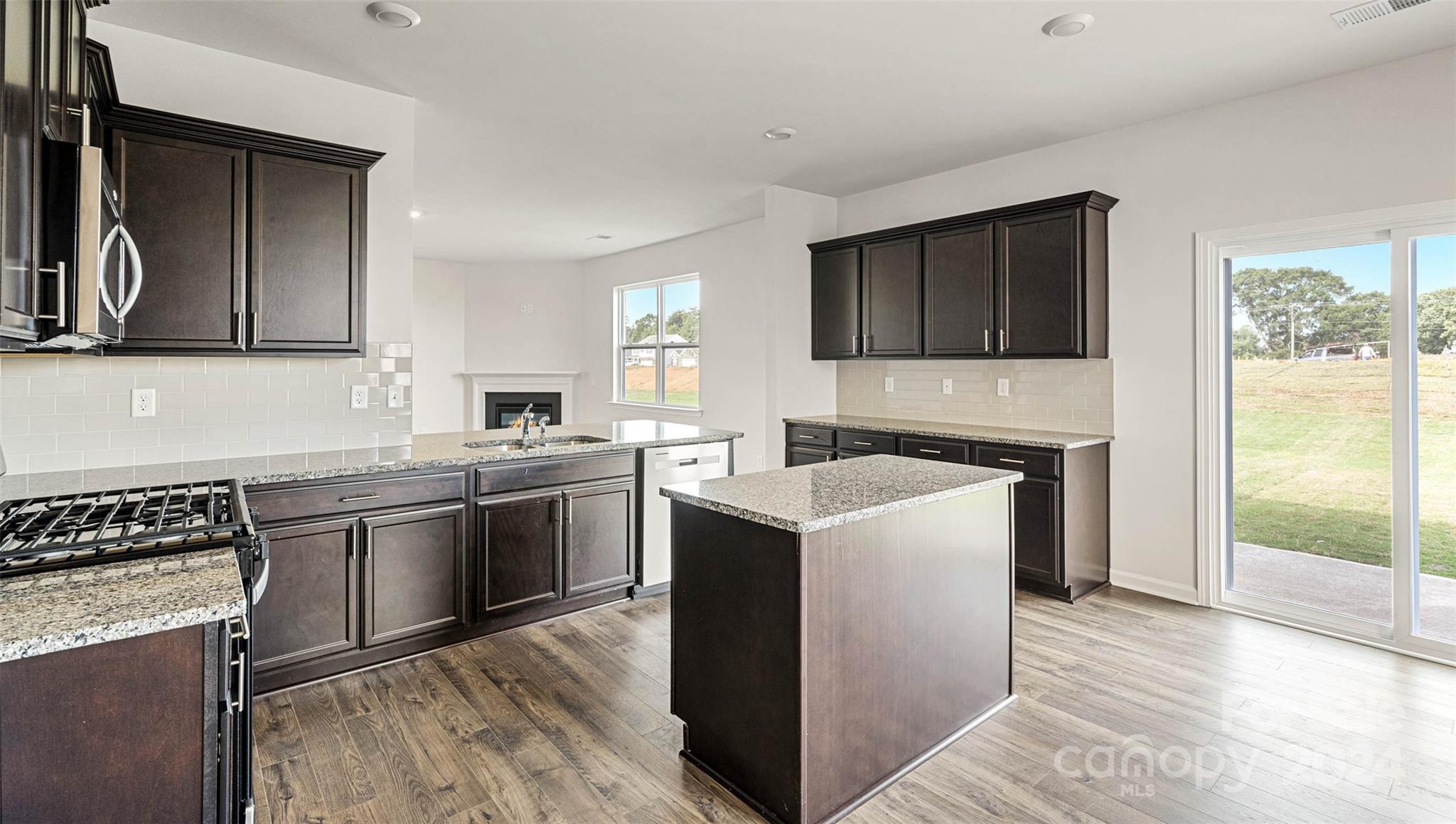 377 Court House Avenue