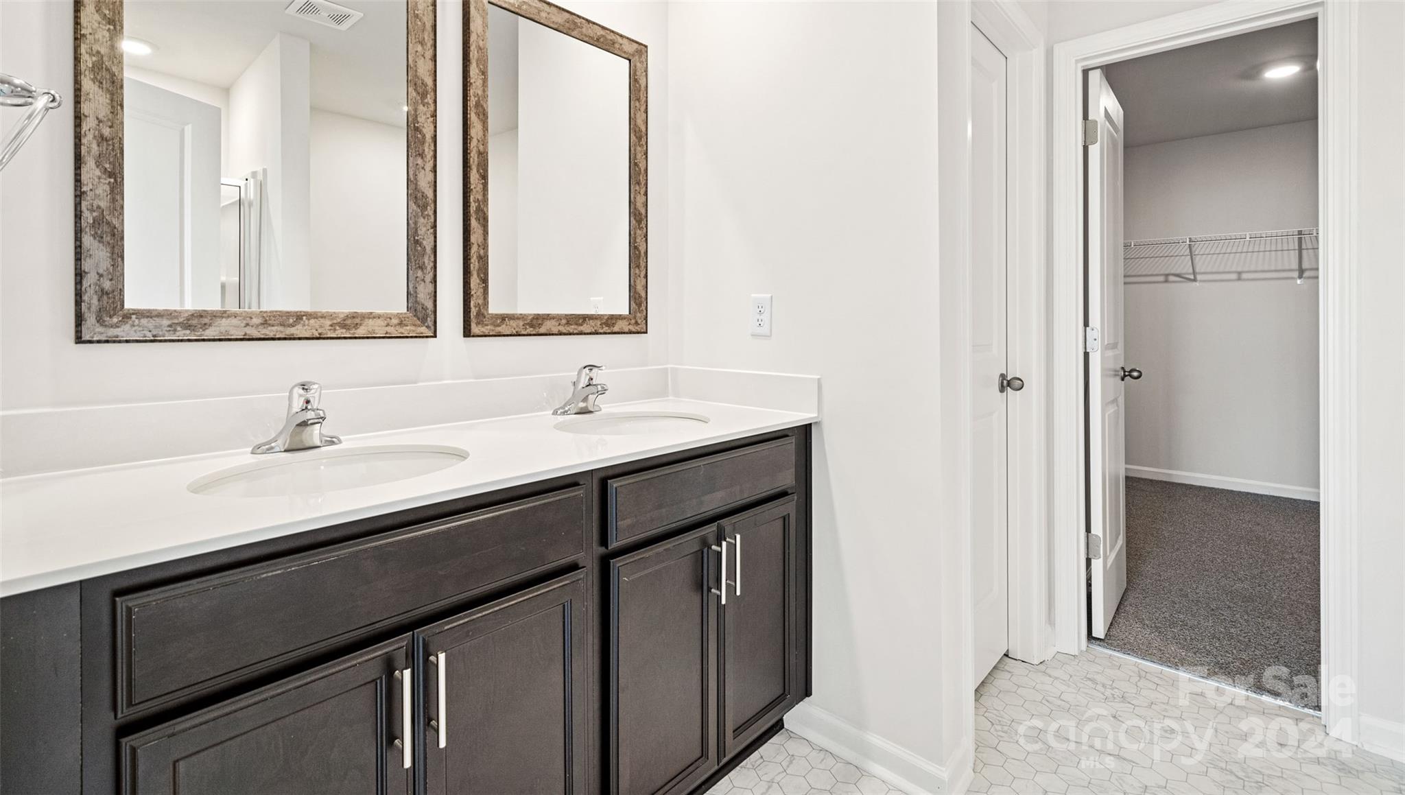 377 Court House Avenue