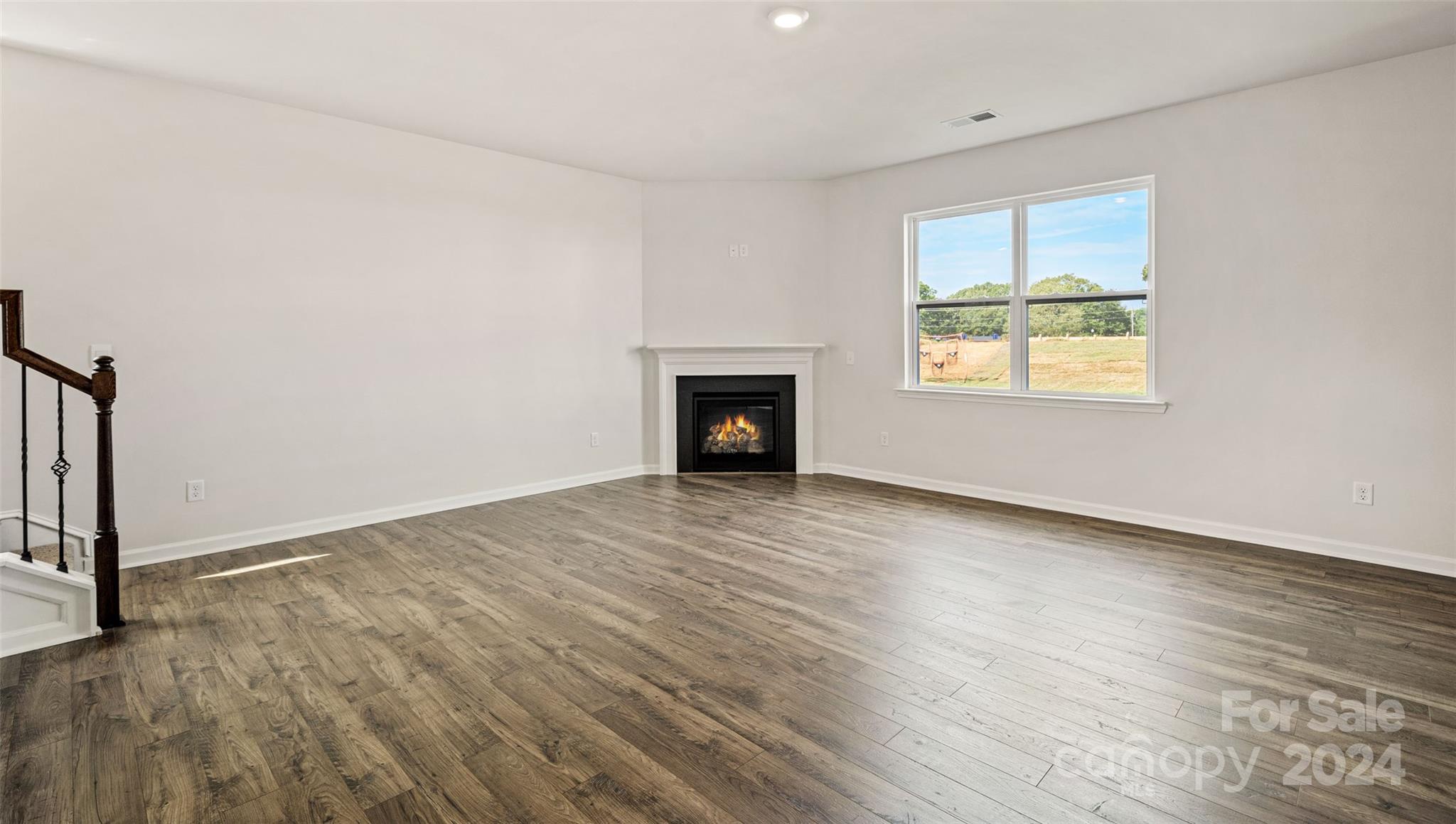 377 Court House Avenue