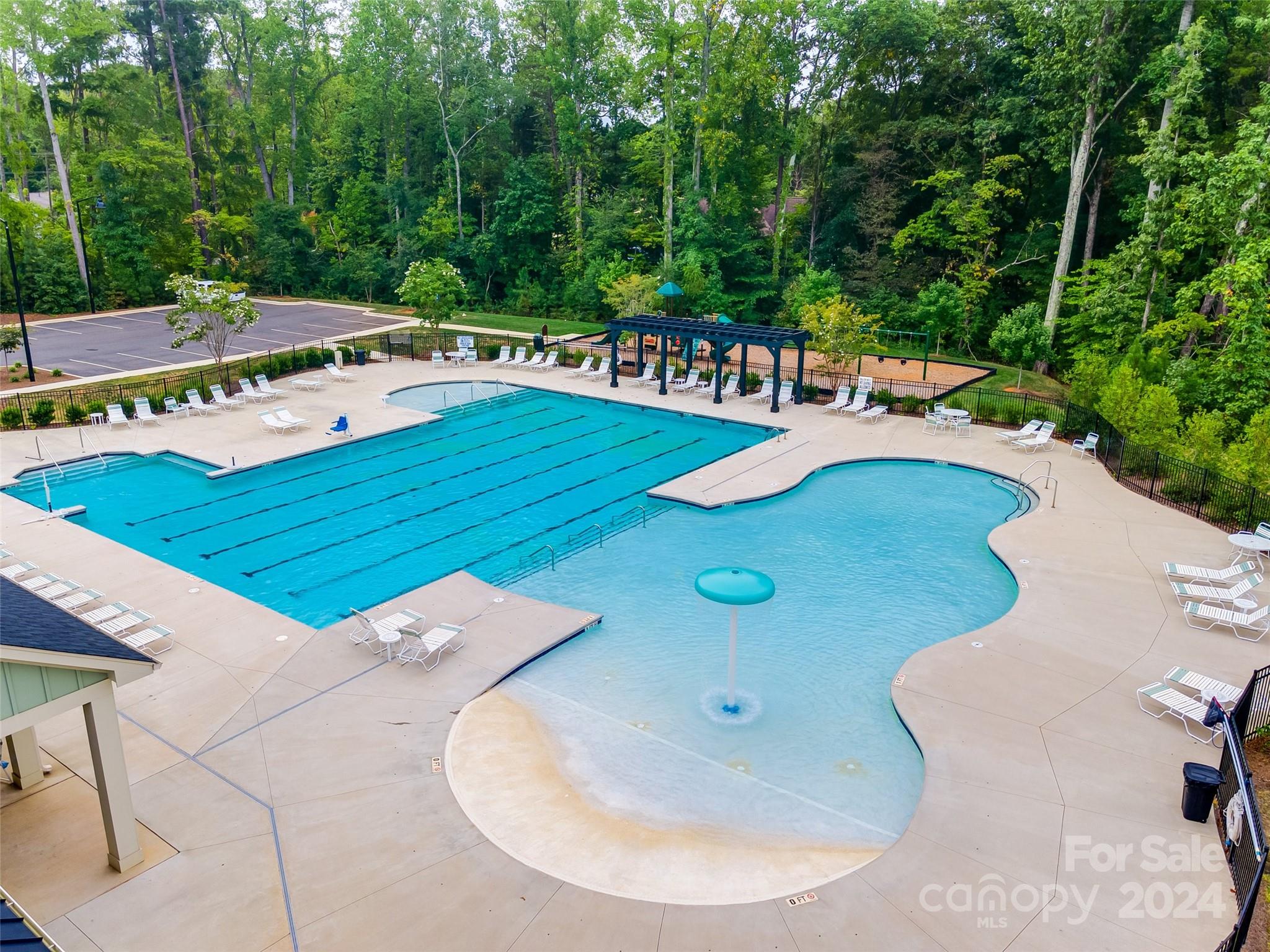 2481 Napa Terrace Unit: 28