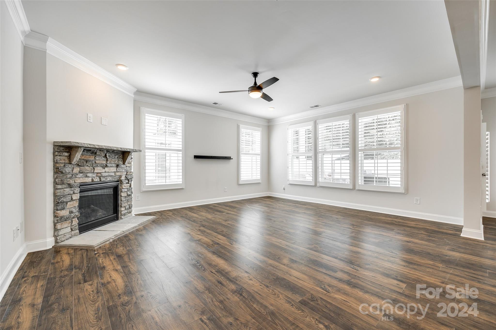 2481 Napa Terrace Unit: 28