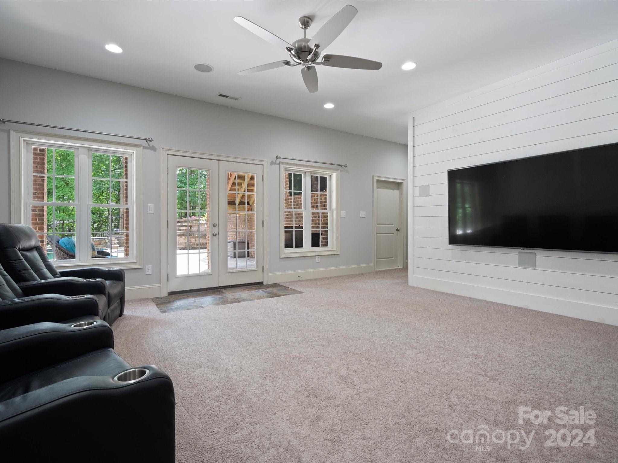 1397 Ridgewood Drive