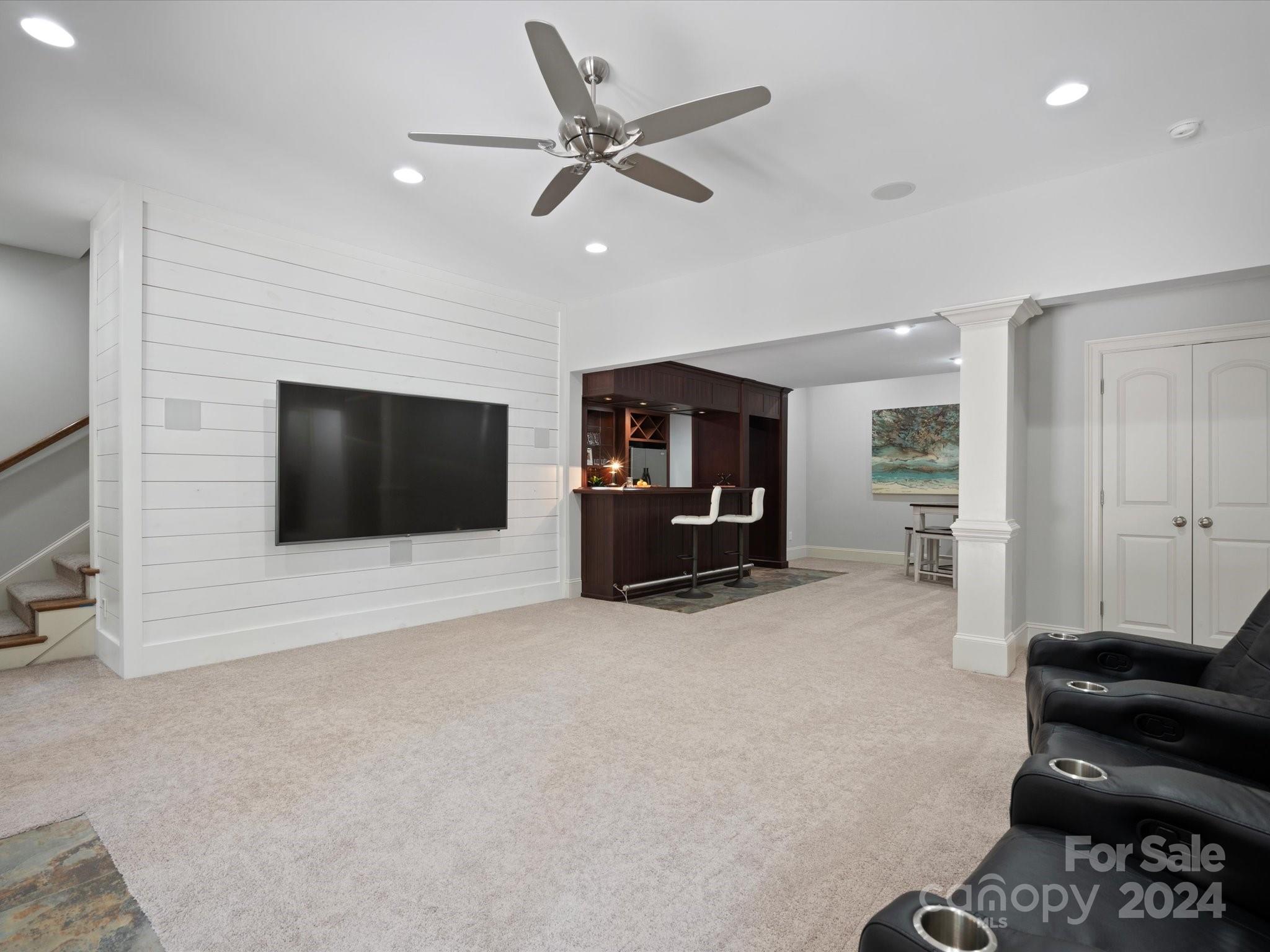 1397 Ridgewood Drive