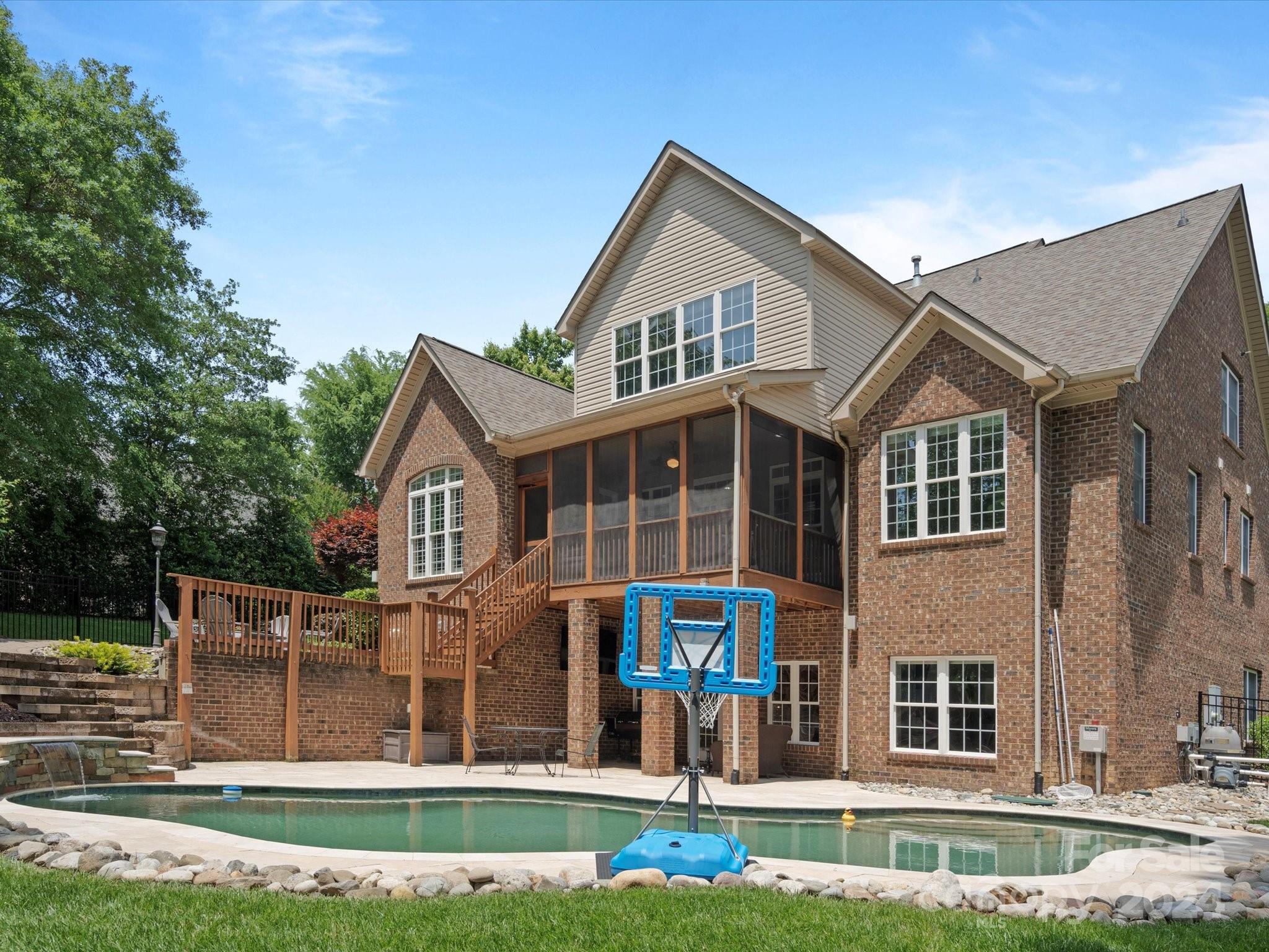 1397 Ridgewood Drive