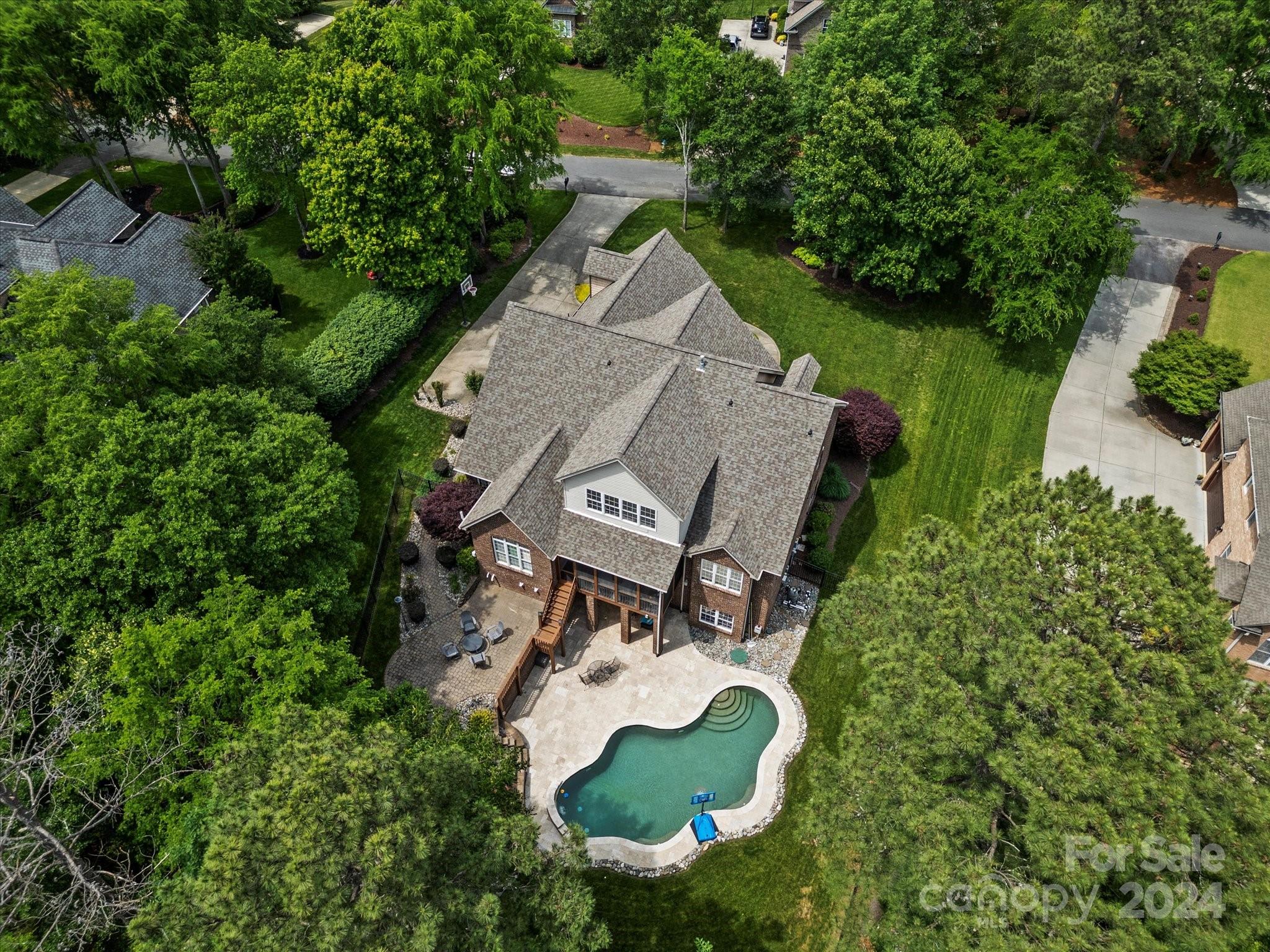 1397 Ridgewood Drive