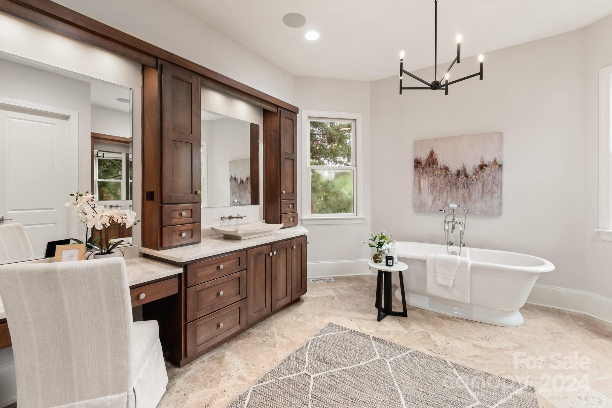 10044 Strike The Gold Lane