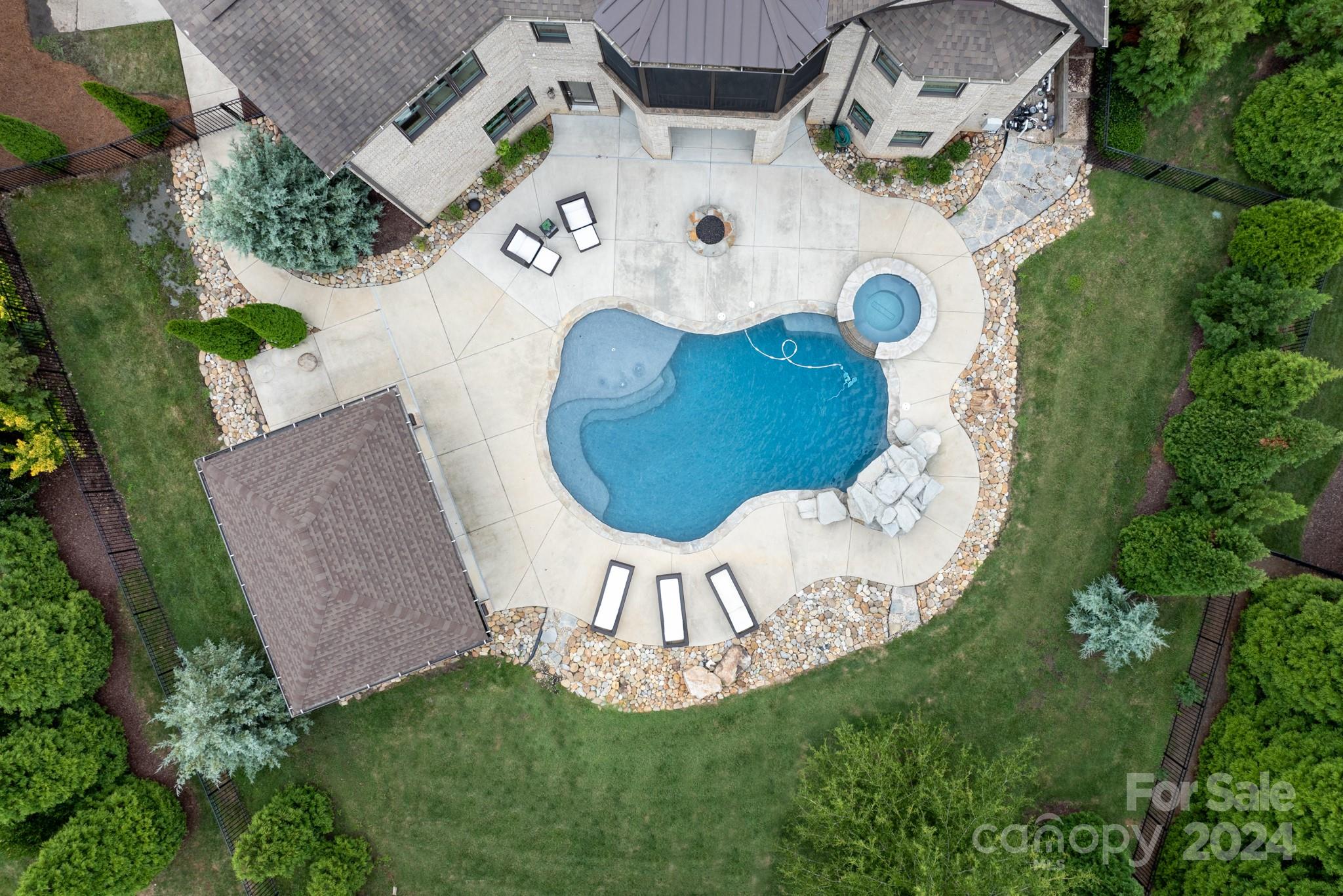 10044 Strike The Gold Lane