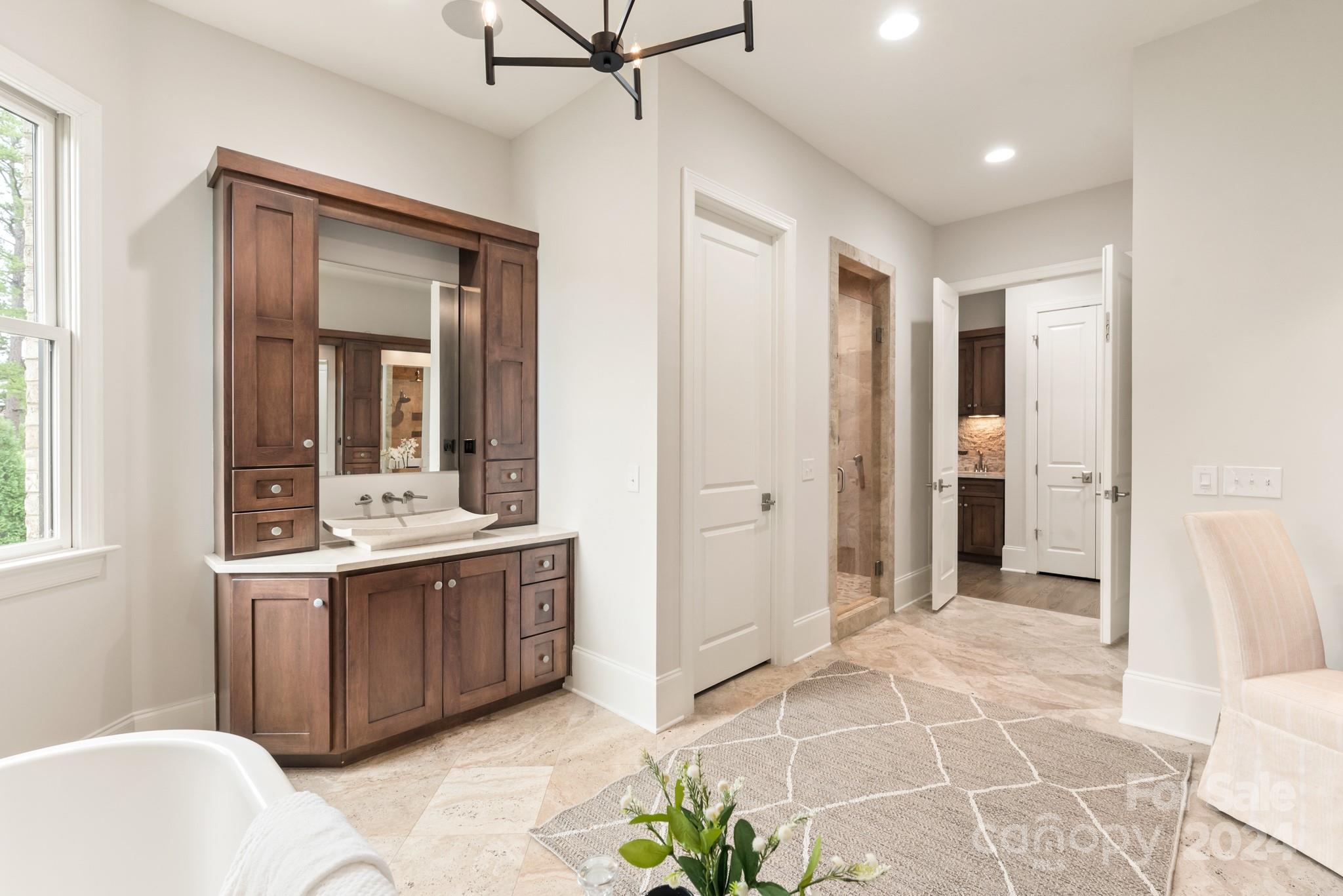 10044 Strike The Gold Lane