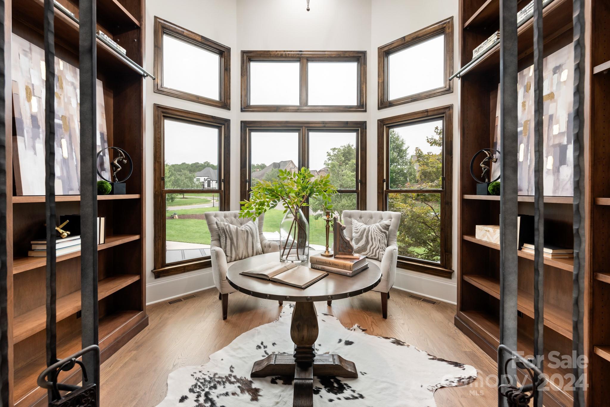 10044 Strike The Gold Lane