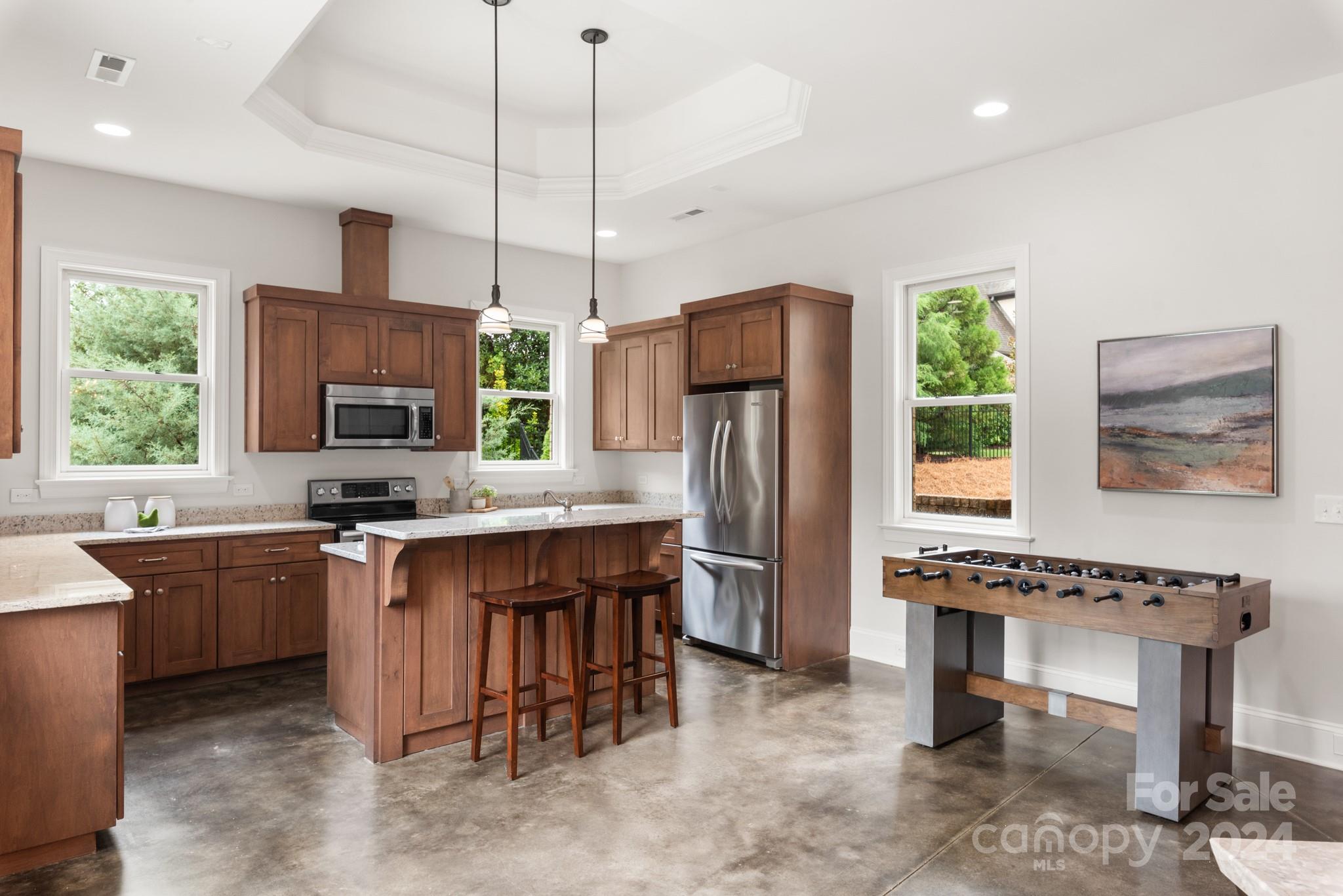 10044 Strike The Gold Lane