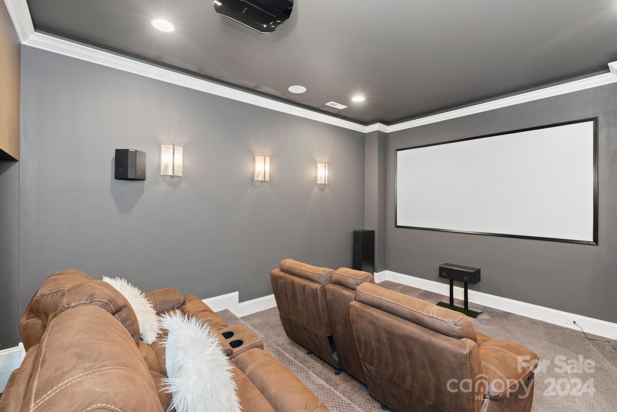 10044 Strike The Gold Lane