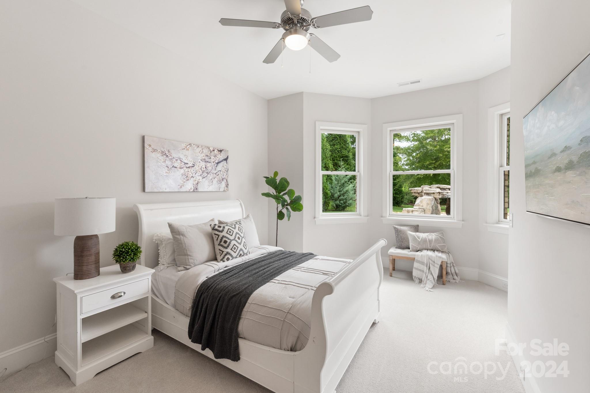 10044 Strike The Gold Lane