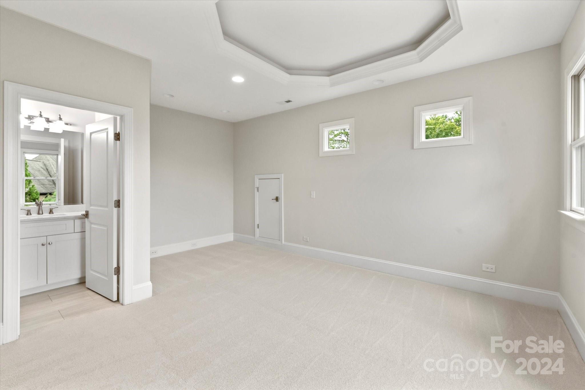 10044 Strike The Gold Lane