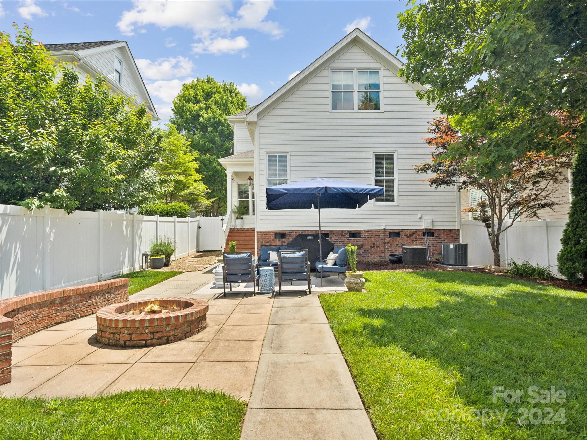 4333 Birkshire Heights