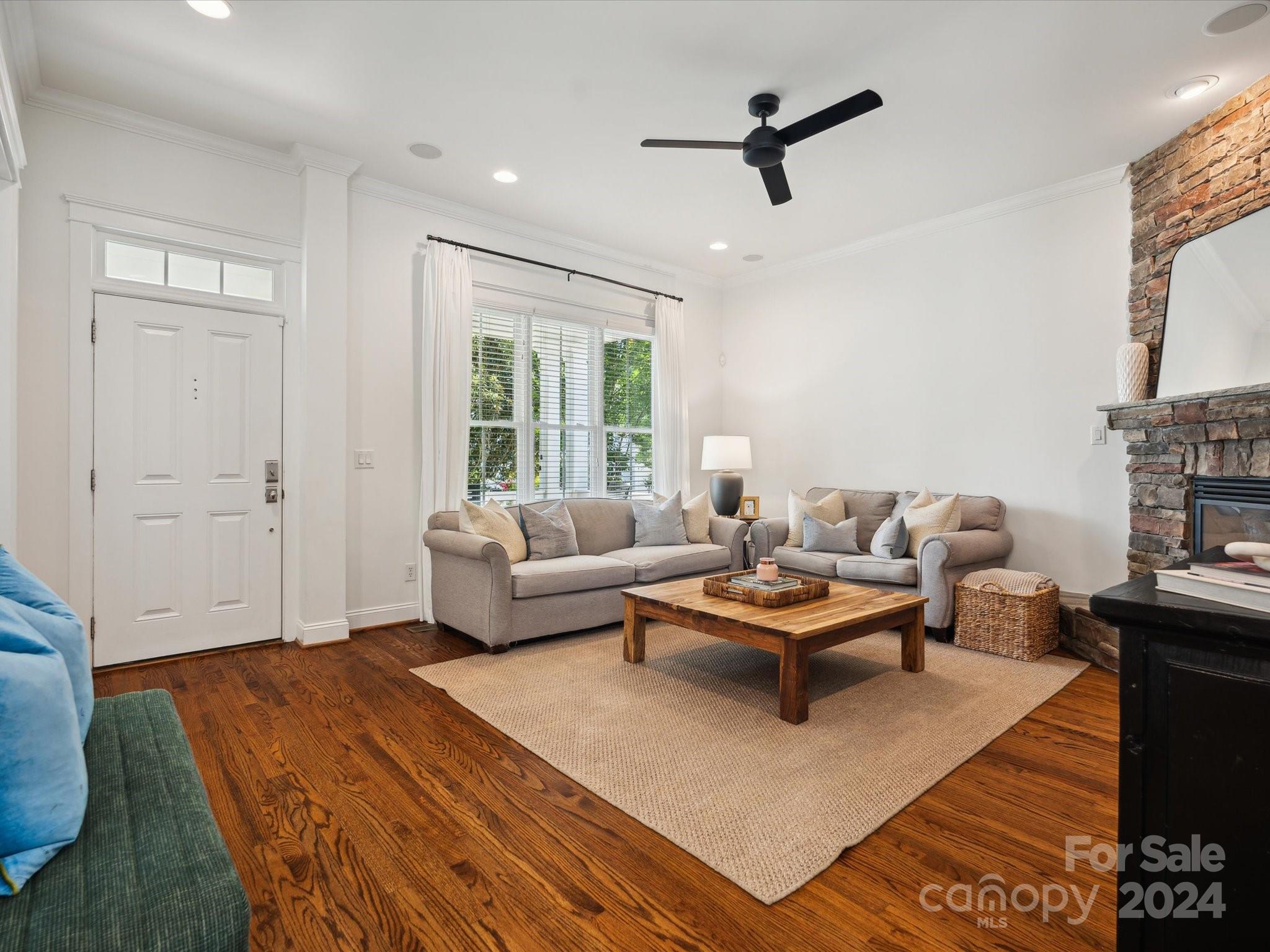 4333 Birkshire Heights