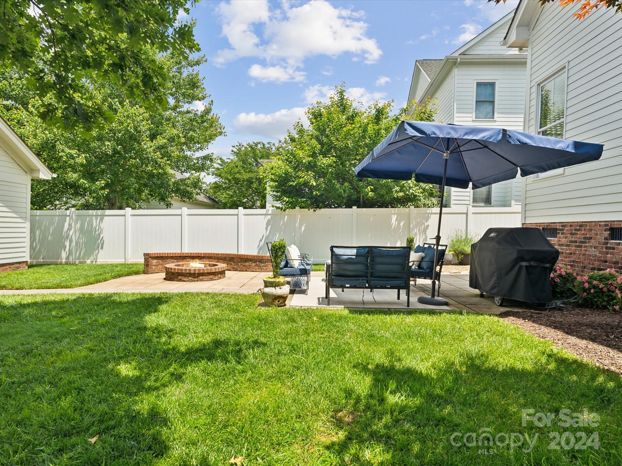 4333 Birkshire Heights